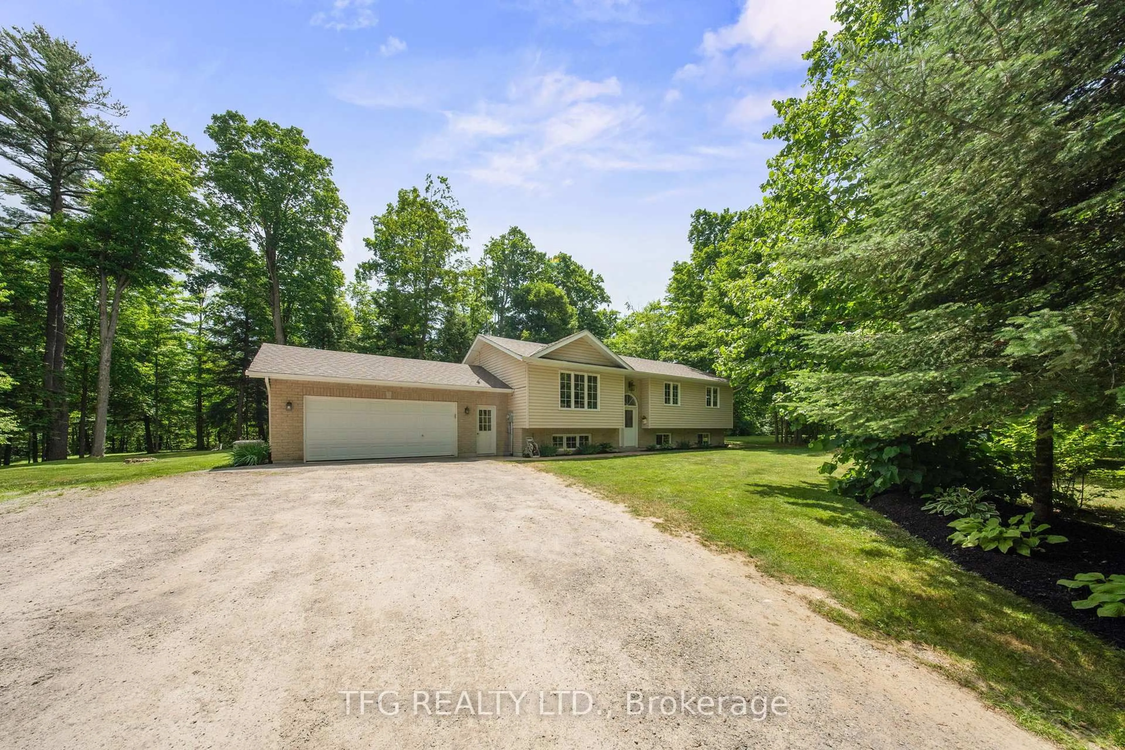 A pic from outside/outdoor area/front of a property/back of a property/a pic from drone, street for 280 Porter Rd, Kawartha Lakes Ontario L0A 1K0