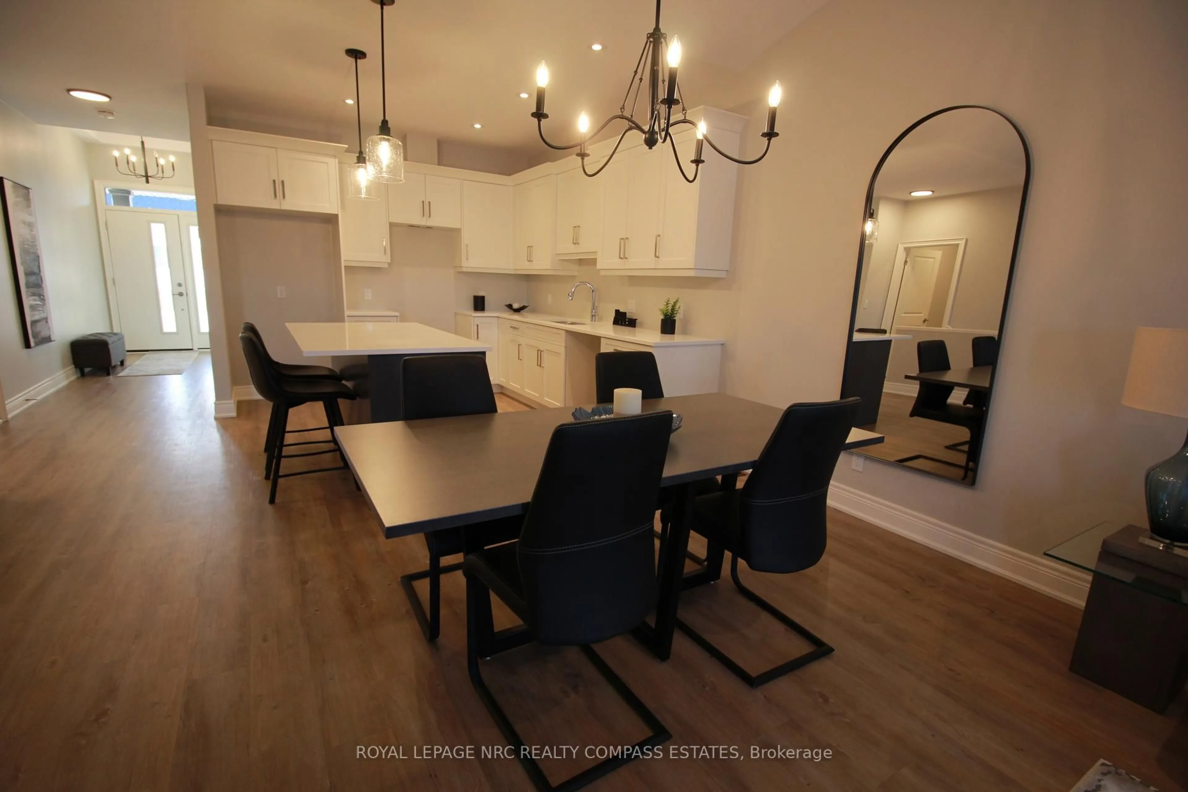 Open concept kitchen, wood/laminate floor for 4 SUNHAVEN Lane, Niagara-on-the-Lake Ontario L0S 1T0