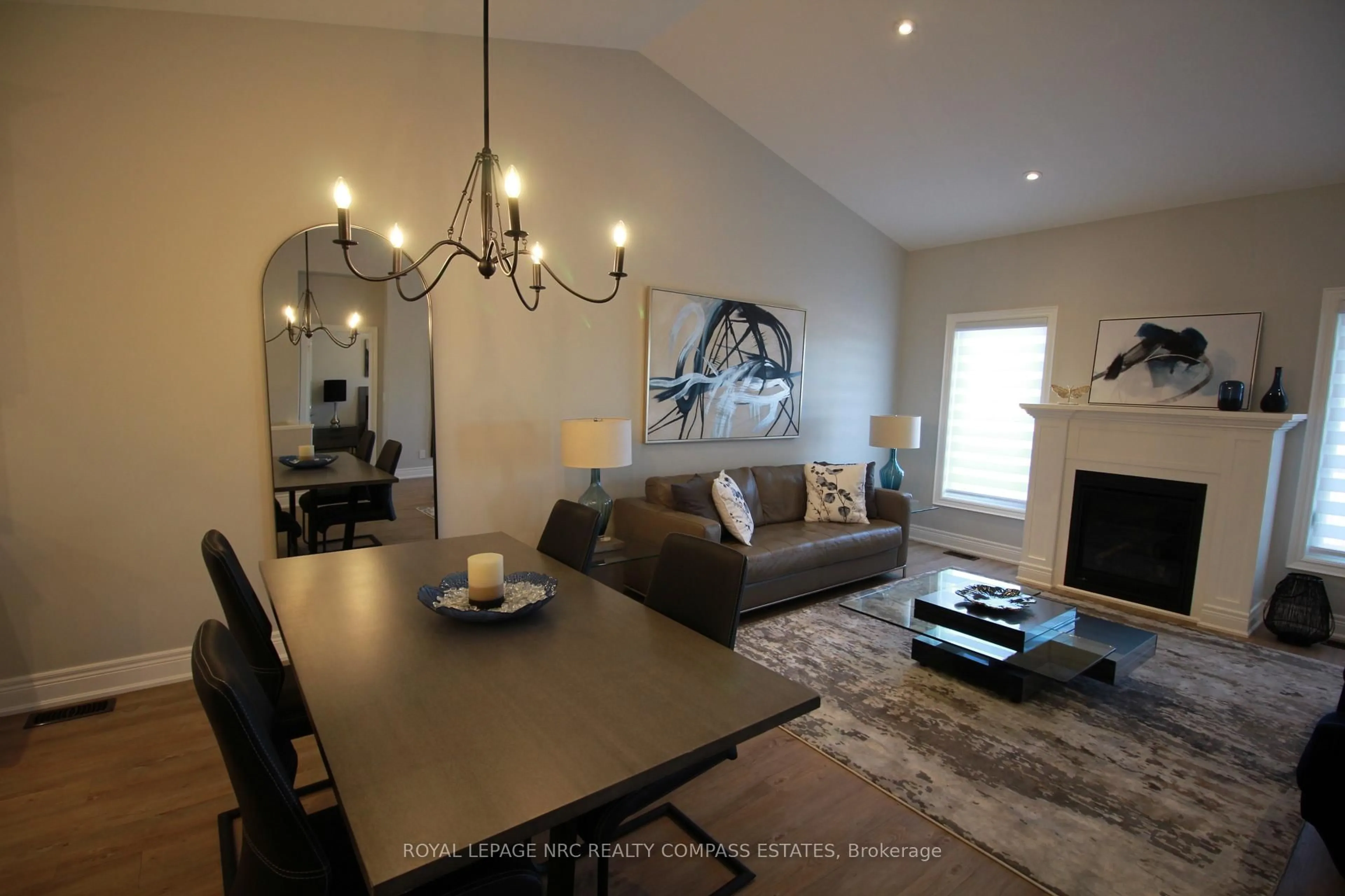 Living room with furniture, unknown for 4 SUNHAVEN Lane, Niagara-on-the-Lake Ontario L0S 1T0