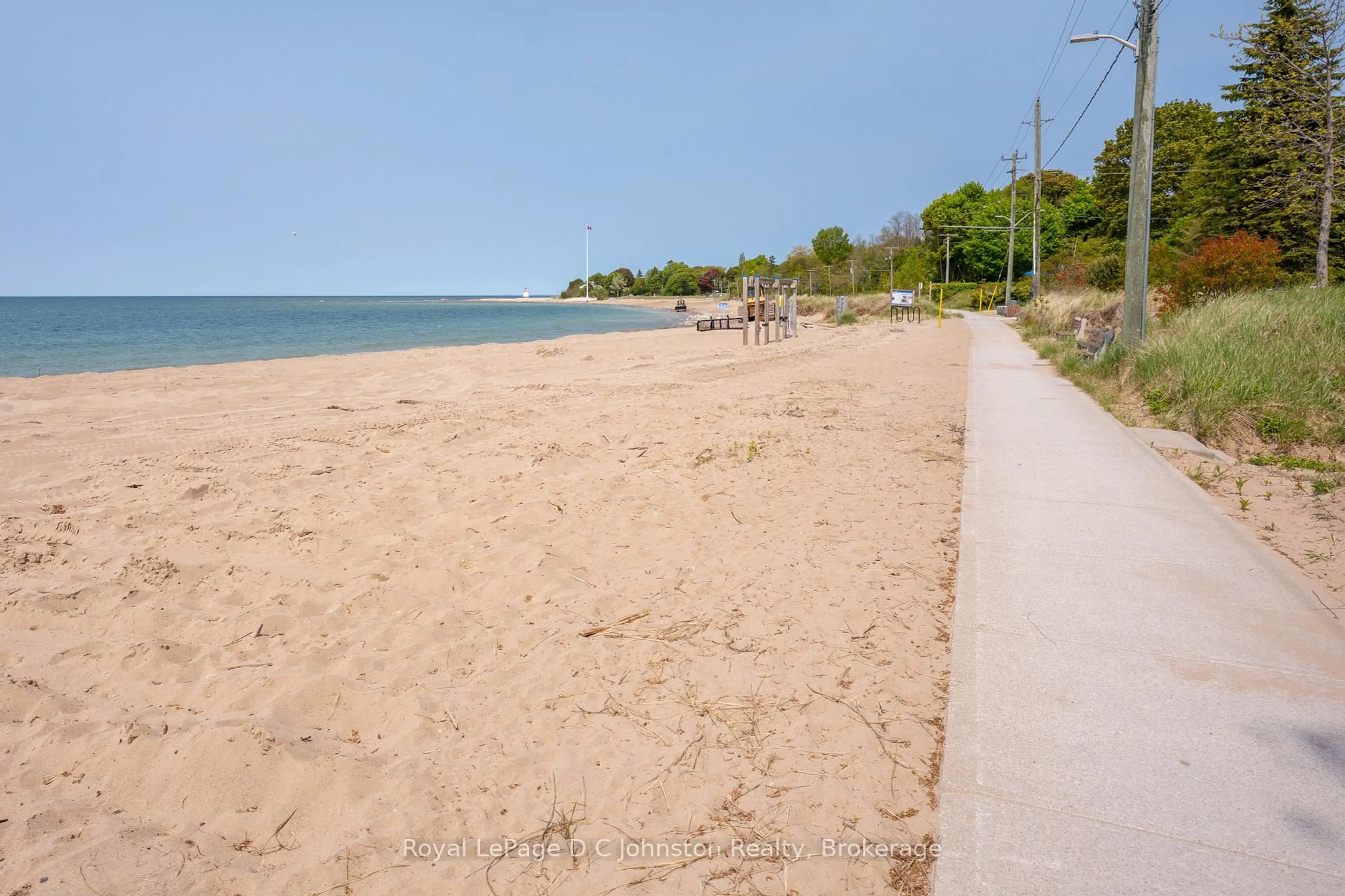 Patio, water/lake/river/ocean view for 121 Knowles Lane, Saugeen Shores Ontario N0H 2L0