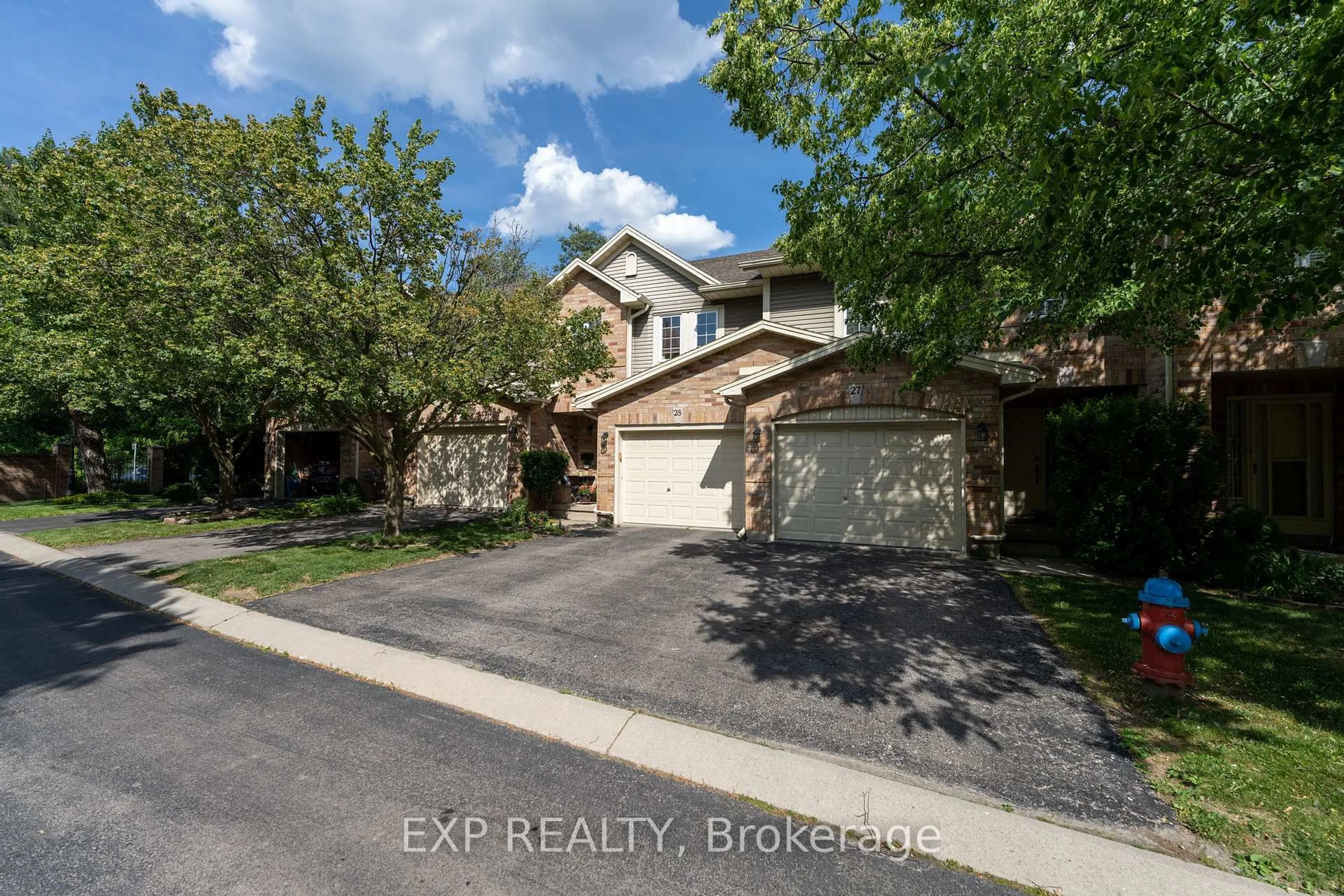 A pic from outside/outdoor area/front of a property/back of a property/a pic from drone, street for 44 Frances Ave #28, Hamilton Ontario L8E 5V6