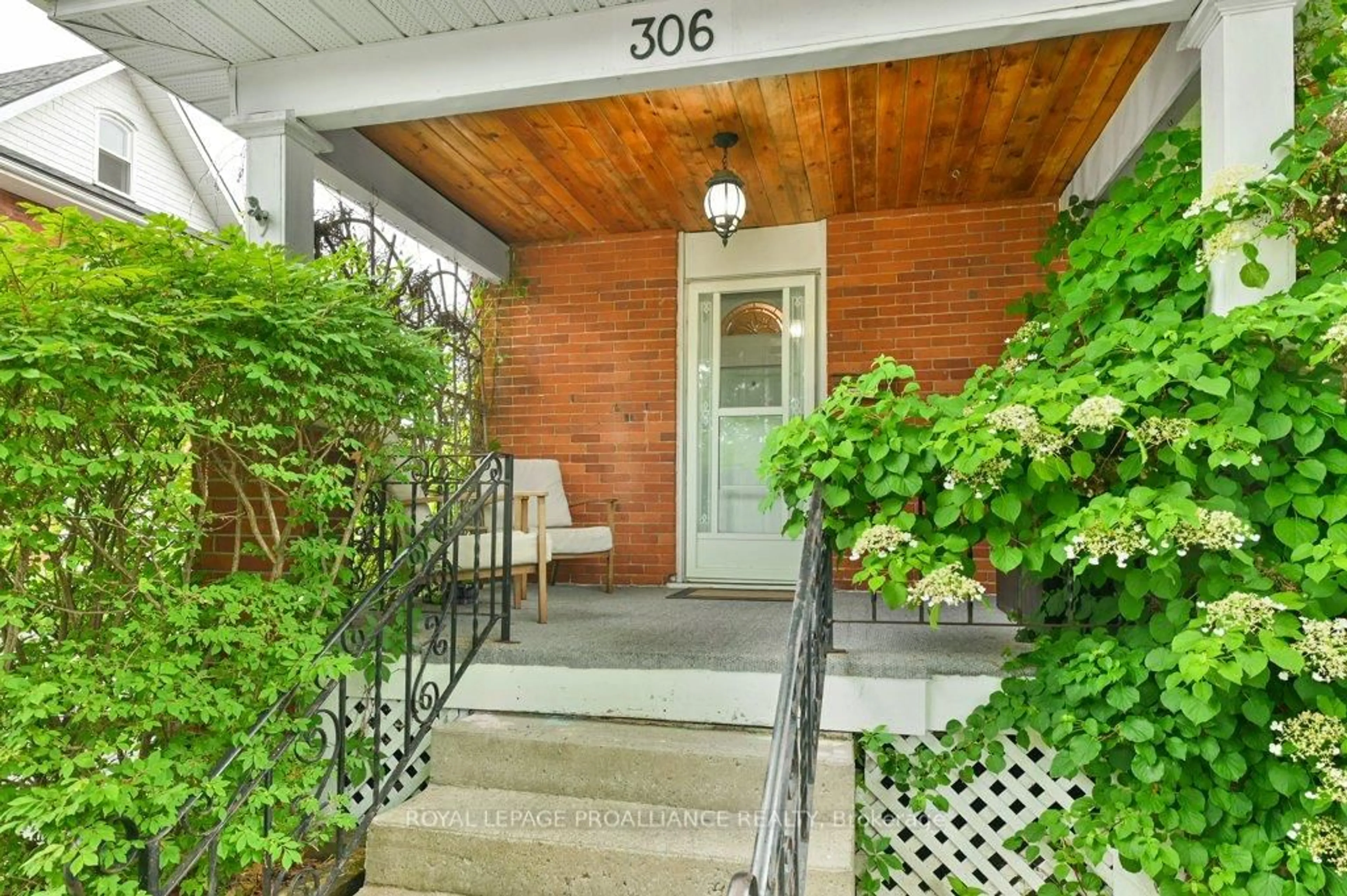 Unknown for 306 Bleecker Ave, Belleville Ontario K8N 3V4