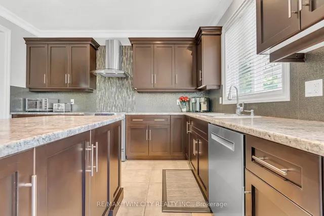 Additional image 36 of 918 Fung Pl