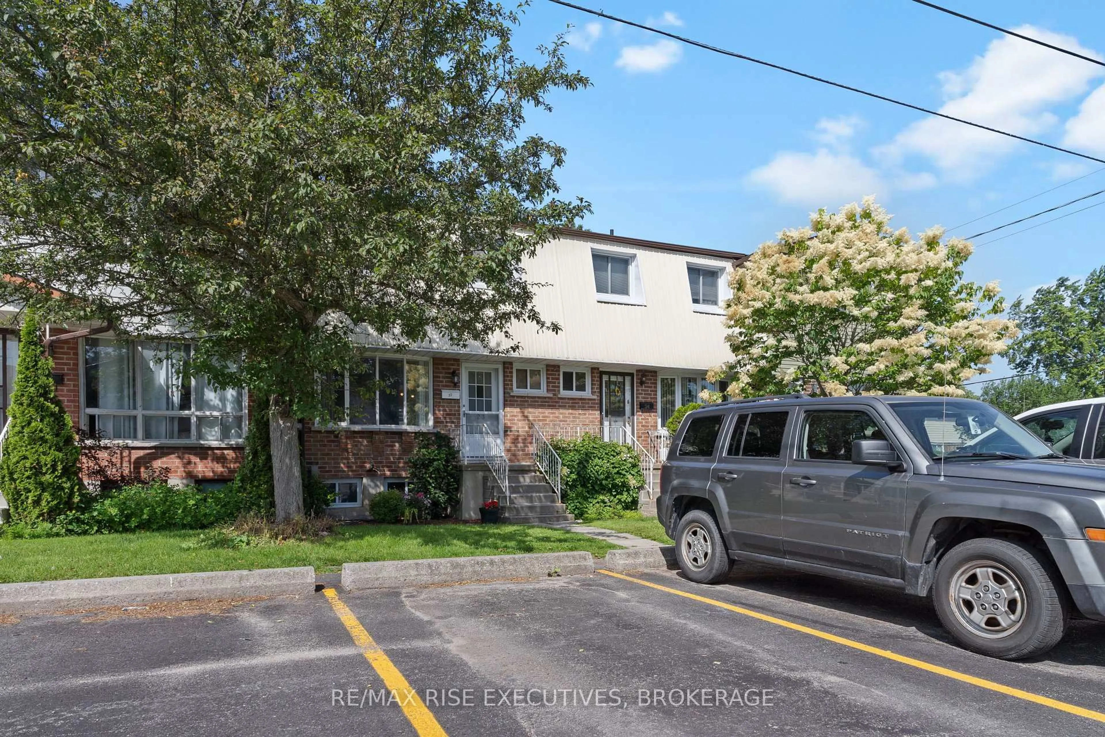 Unknown for 27 Addington St #23, Loyalist Ontario K7N 1C6