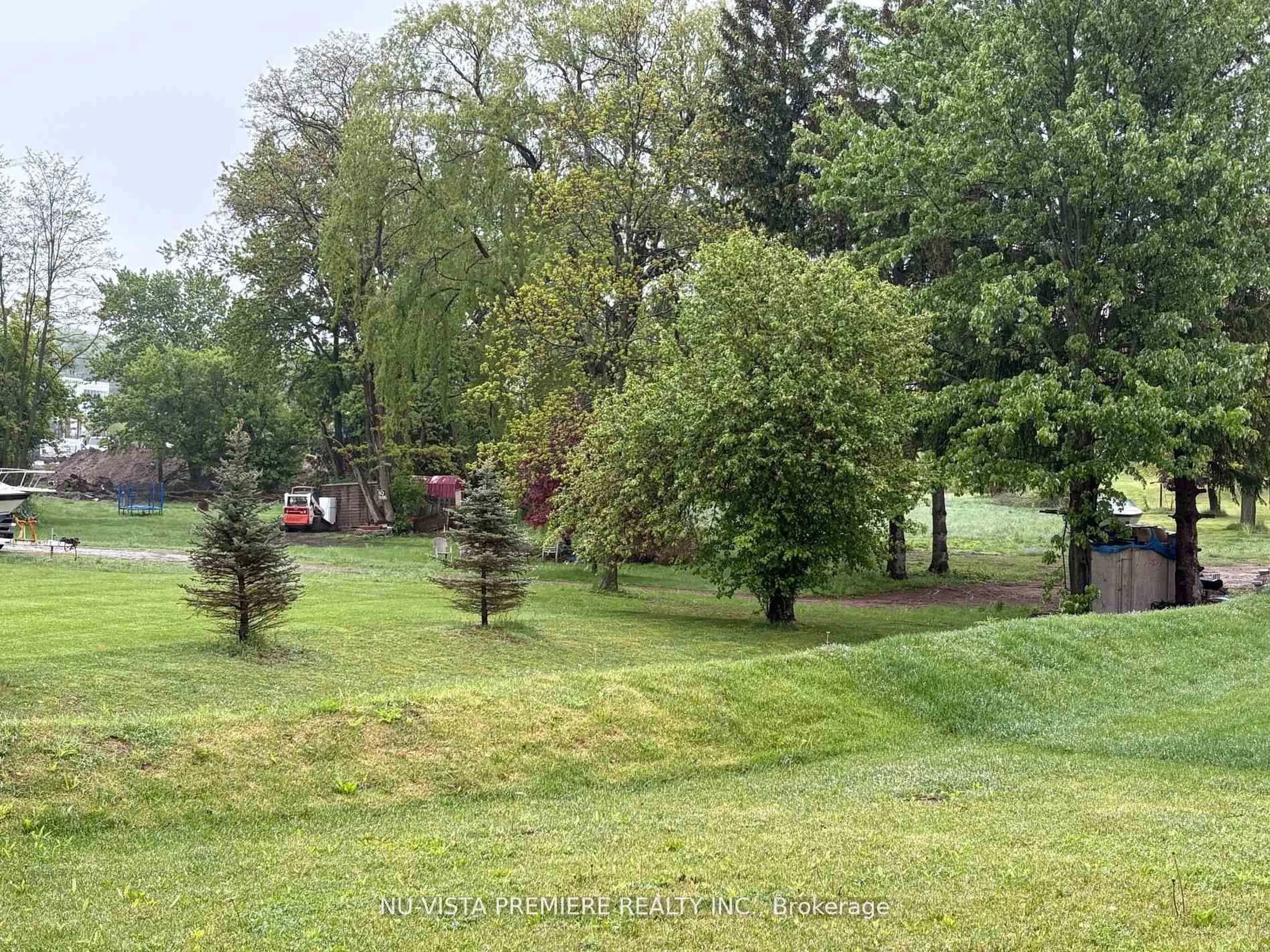 A pic from outside/outdoor area/front of a property/back of a property/a pic from drone, forest/trees view for 2149 Linkway Blvd, London South Ontario N6K 0K8