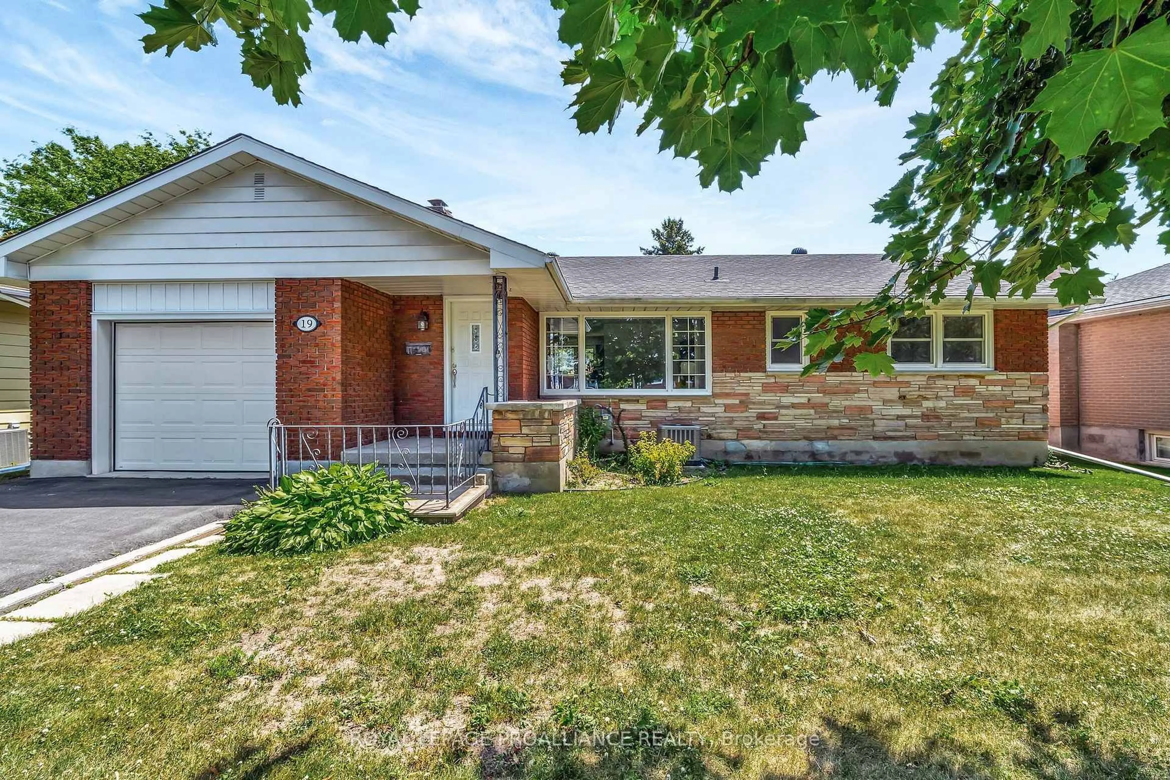 Home with brick exterior material, street for 19 Lee Ave, Belleville Ontario K8N 1Y1