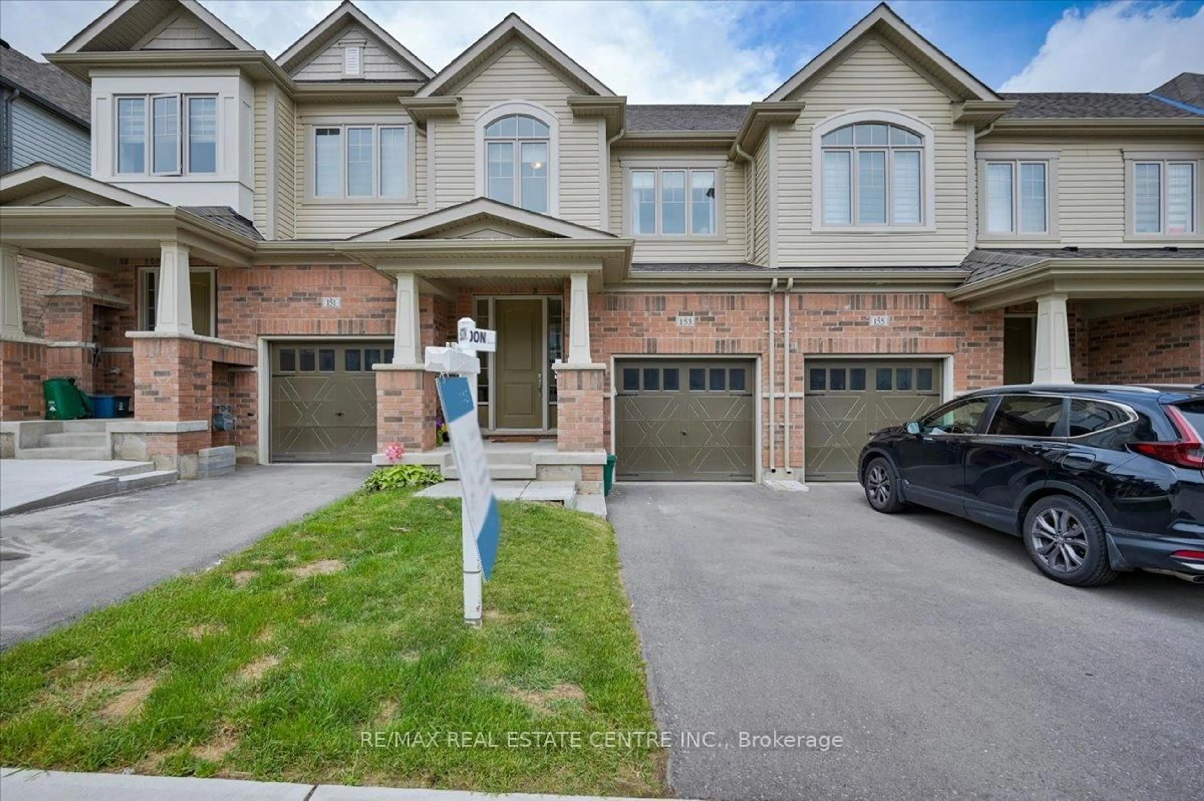 Home with brick exterior material, street for 153 Broadacre Dr, Kitchener Ontario N2R 0S5