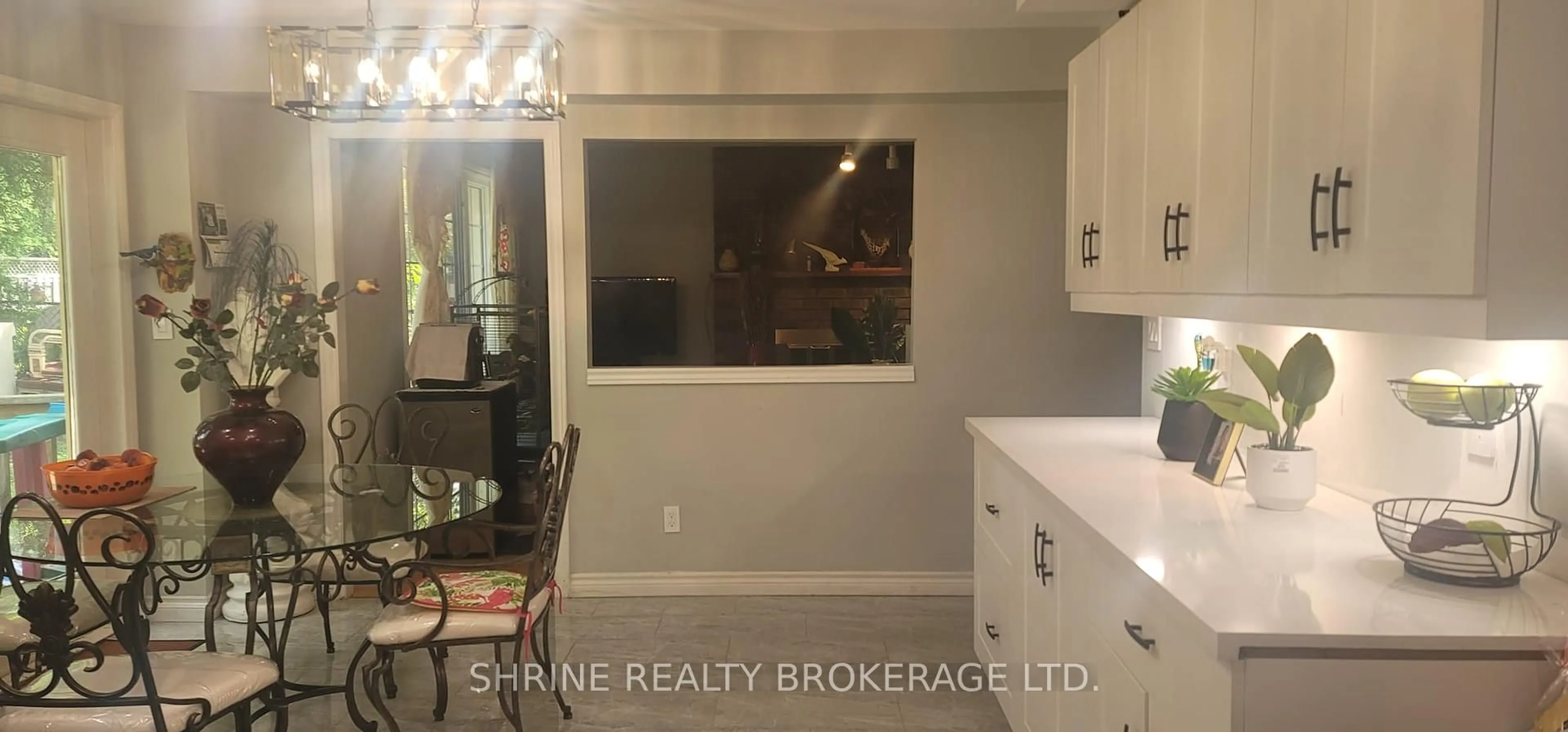 Unknown for 14 DONNYBROOK Rd, London North Ontario N5X 3C8