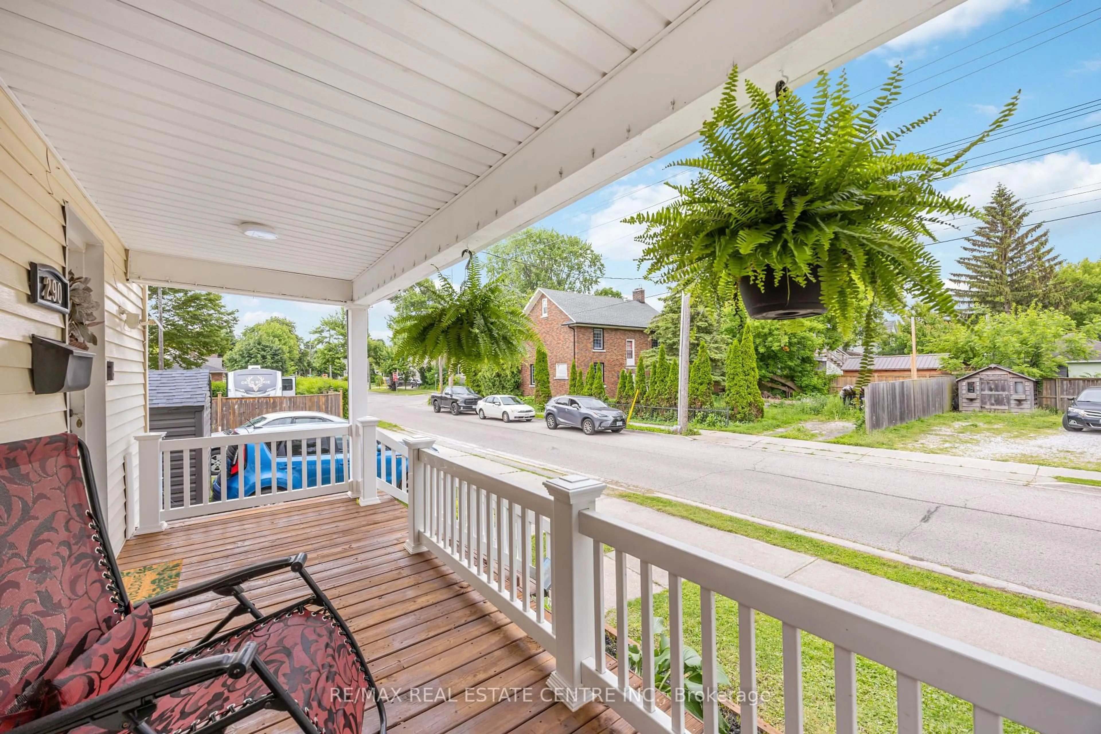 Patio, water/lake/river/ocean view for 290 Cromwell St, Sarnia Ontario N7T 3Y4