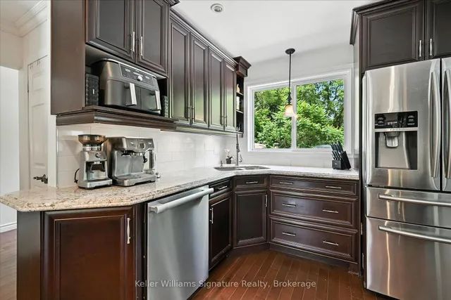 Additional property image - 18 Moonglow Pl