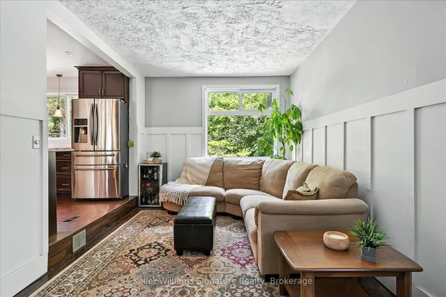 Additional property image - 18 Moonglow Pl