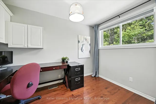 Additional property image - 18 Moonglow Pl