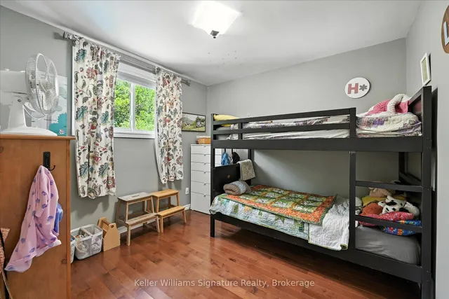 Additional property image - 18 Moonglow Pl