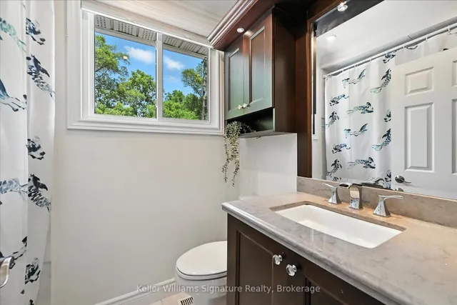 Additional property image - 18 Moonglow Pl