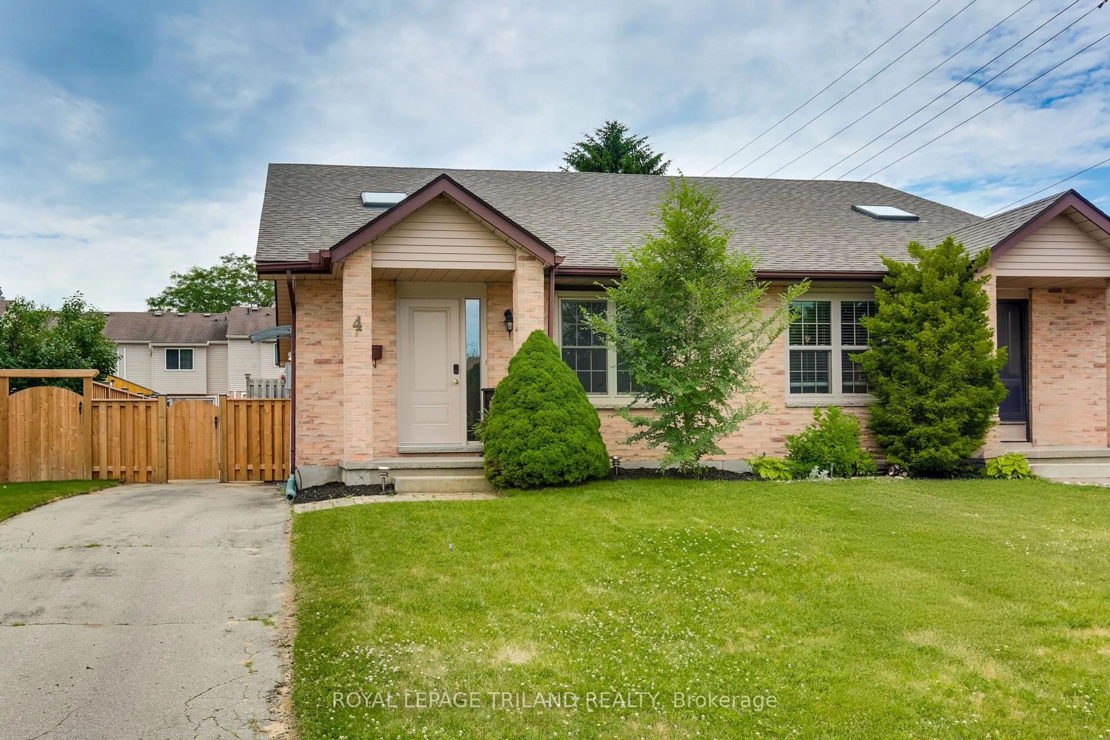 Home with brick exterior material, street for 4 LA MANTIA Ave, Strathroy-Caradoc Ontario N7G 3Z5
