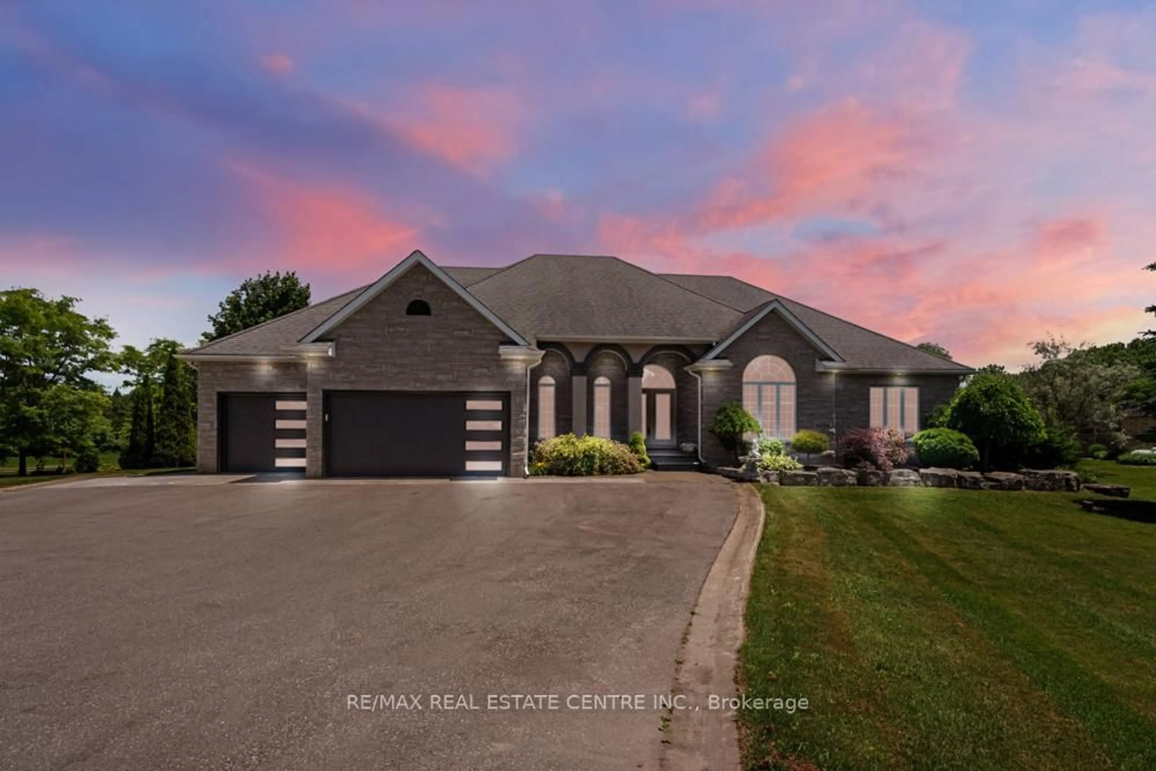 Home with brick exterior material, street for 1753 Shellard Rd, North Dumfries Ontario N1R 5S7