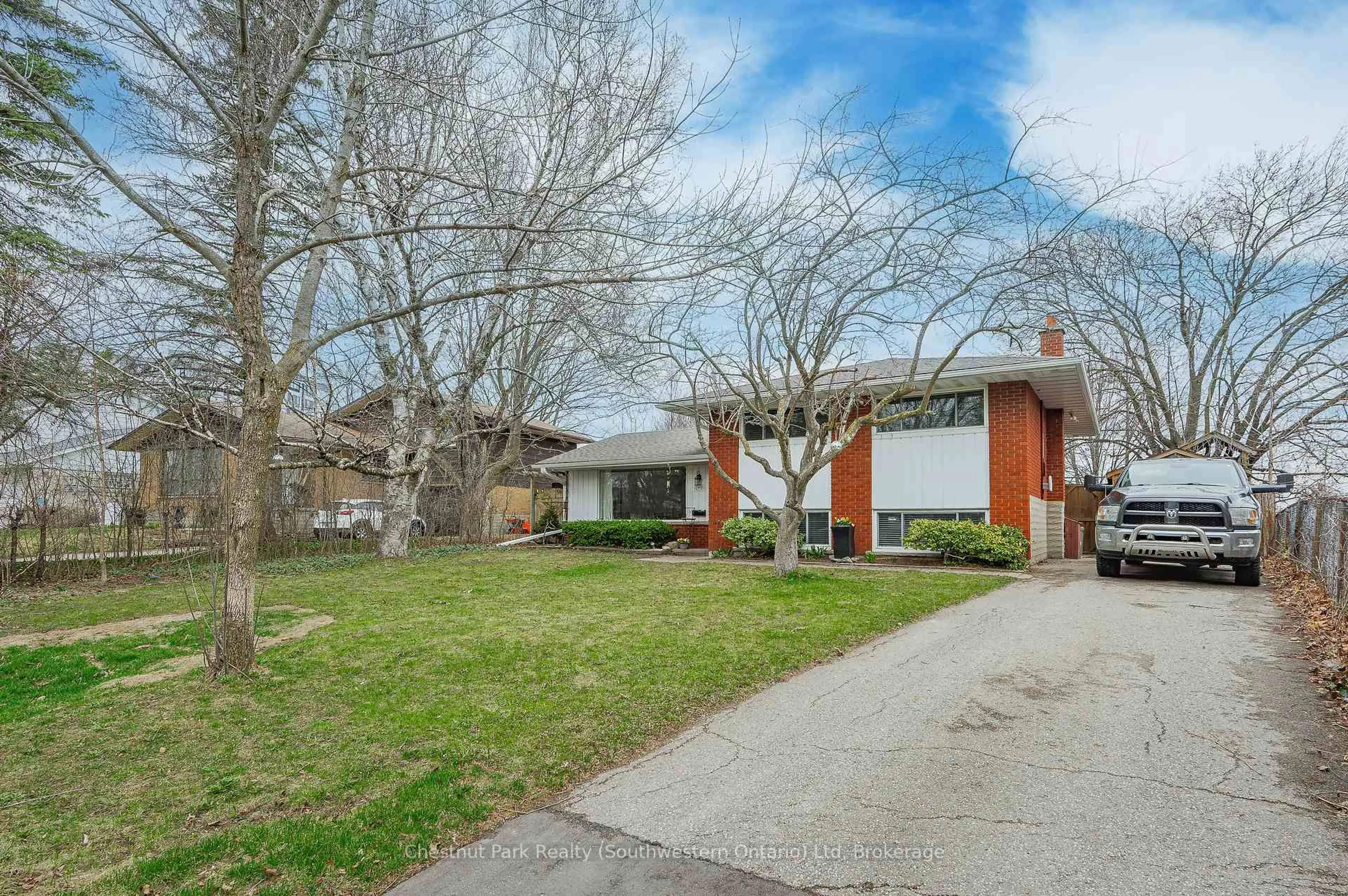 Home with brick exterior material, street for 290 Langford Pl, Waterloo Ontario N2J 3S8