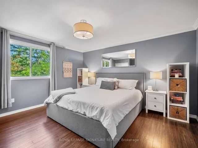 Additional property image - 13 Bronte Crt