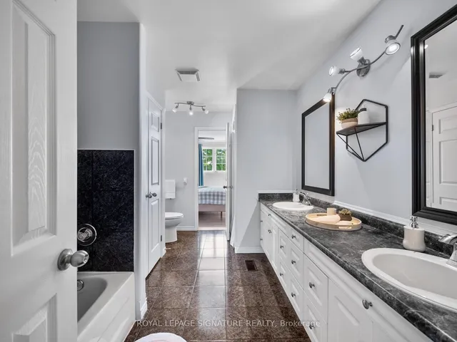 Additional property image - 13 Bronte Crt