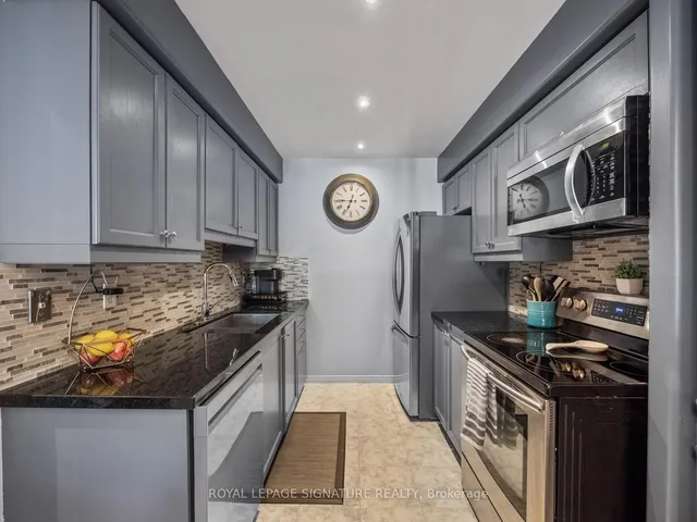 Additional property image - 13 Bronte Crt