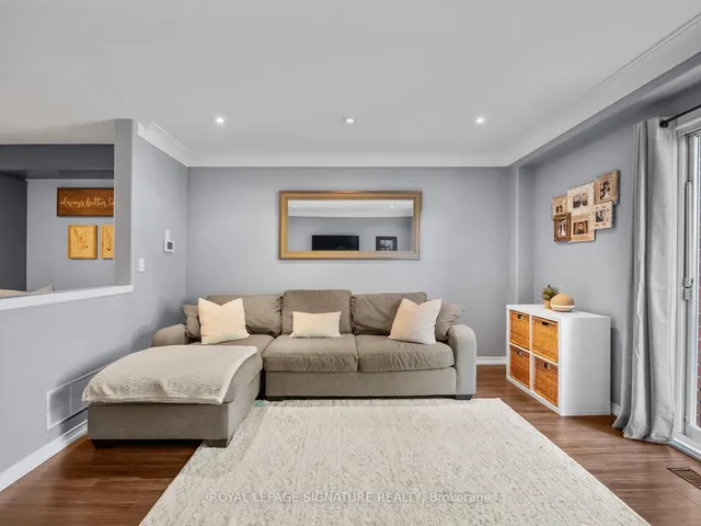 Additional property image - 13 Bronte Crt