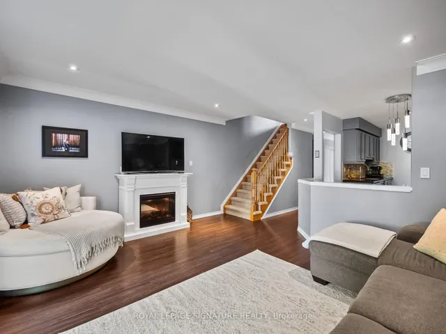 Additional property image - 13 Bronte Crt