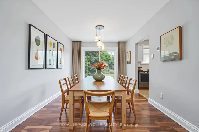 Additional image 32 of 29 Strathcona Cres