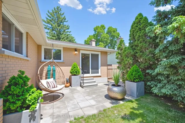 Primary image of 29 Strathcona Cres