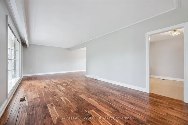 Additional image 38 of 29 Strathcona Cres