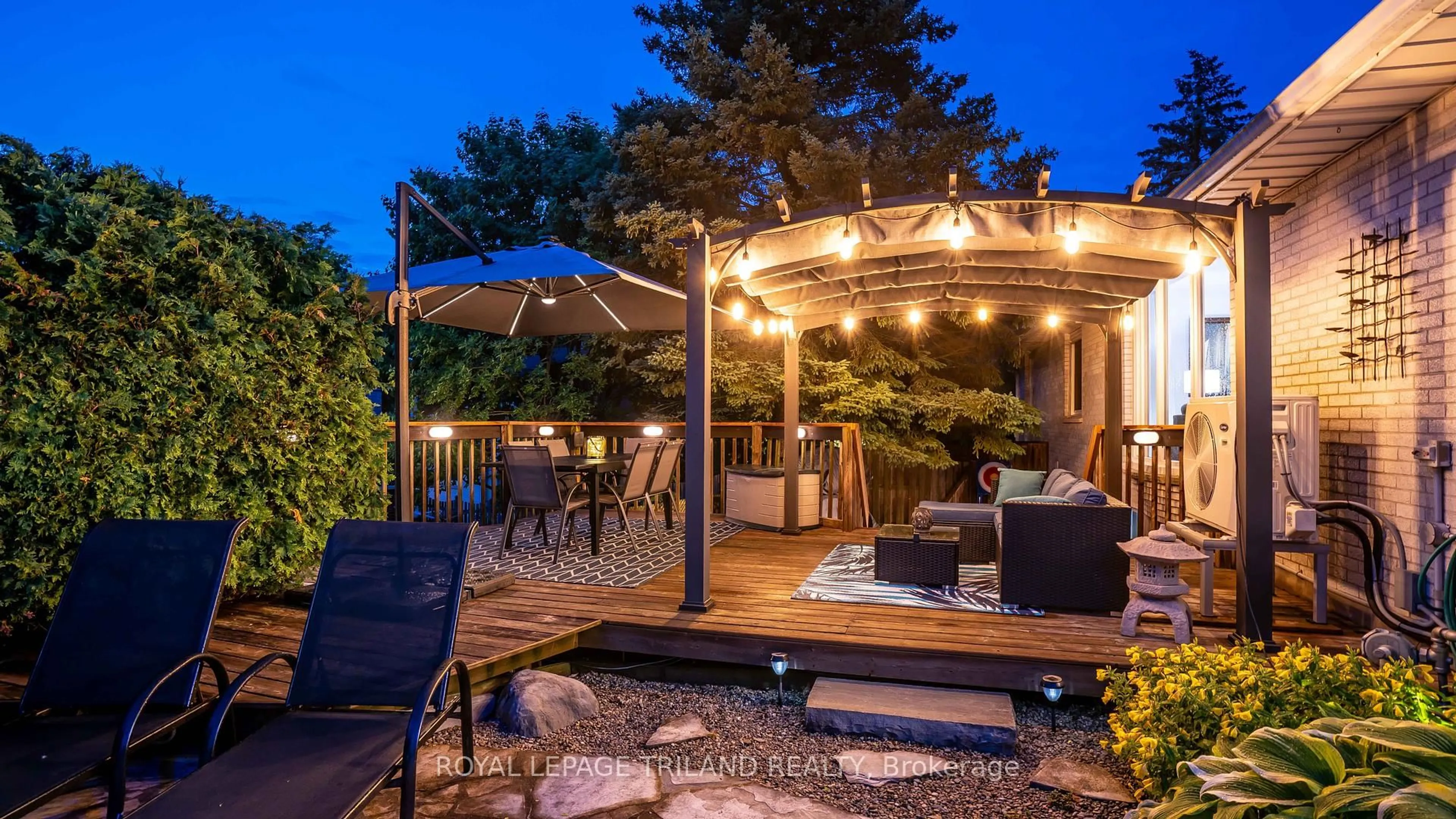 Patio, unknown for 82 Compton Cres, London South Ontario N6C 4G1