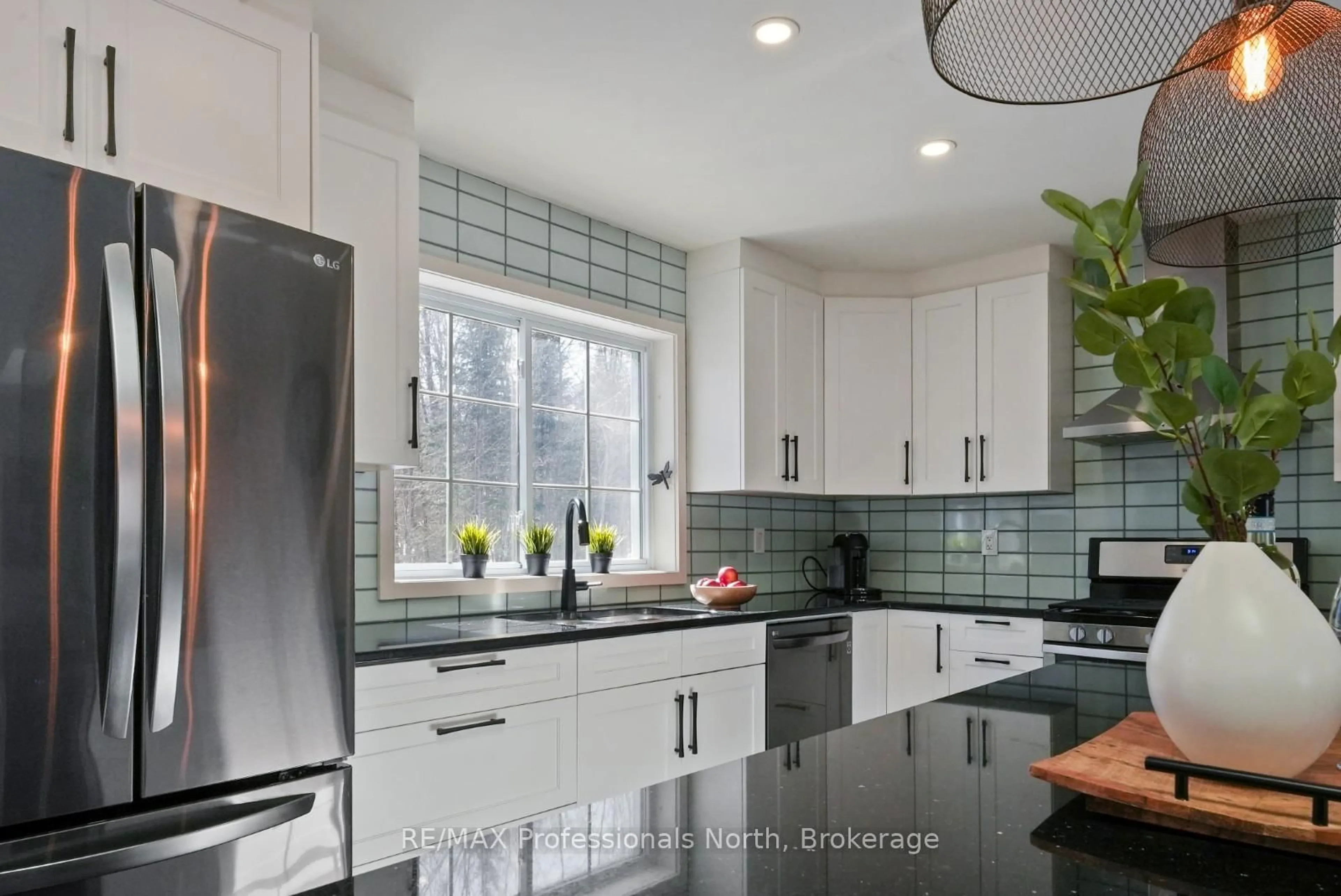 Contemporary kitchen, ceramic/tile floor for 1043 Broadleaf Rd, Highlands East Ontario K0L 3C0