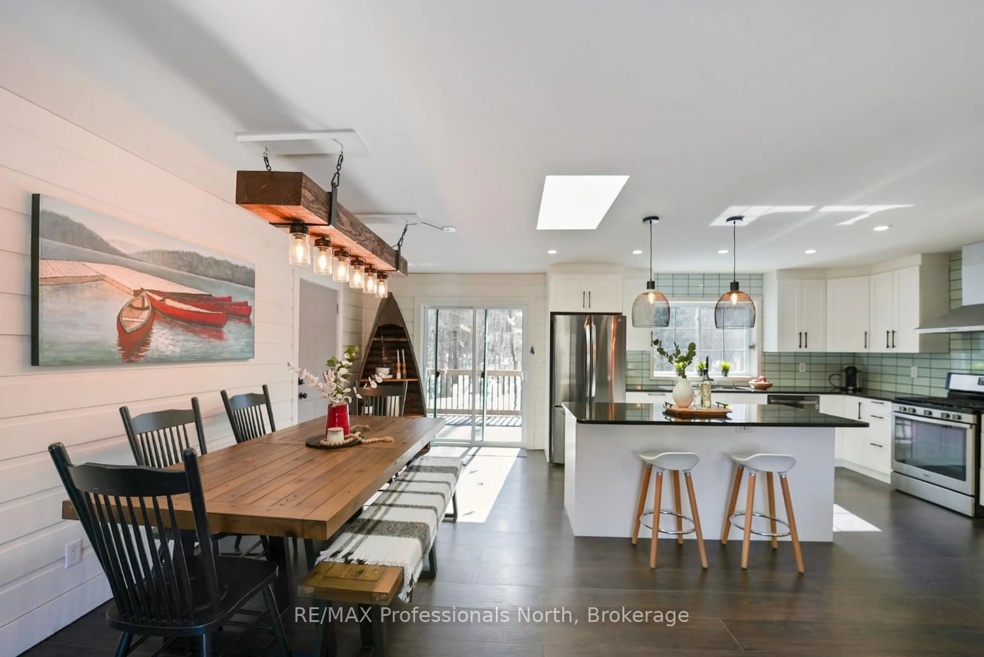 Open concept kitchen, unknown for 1043 Broadleaf Rd, Highlands East Ontario K0L 3C0
