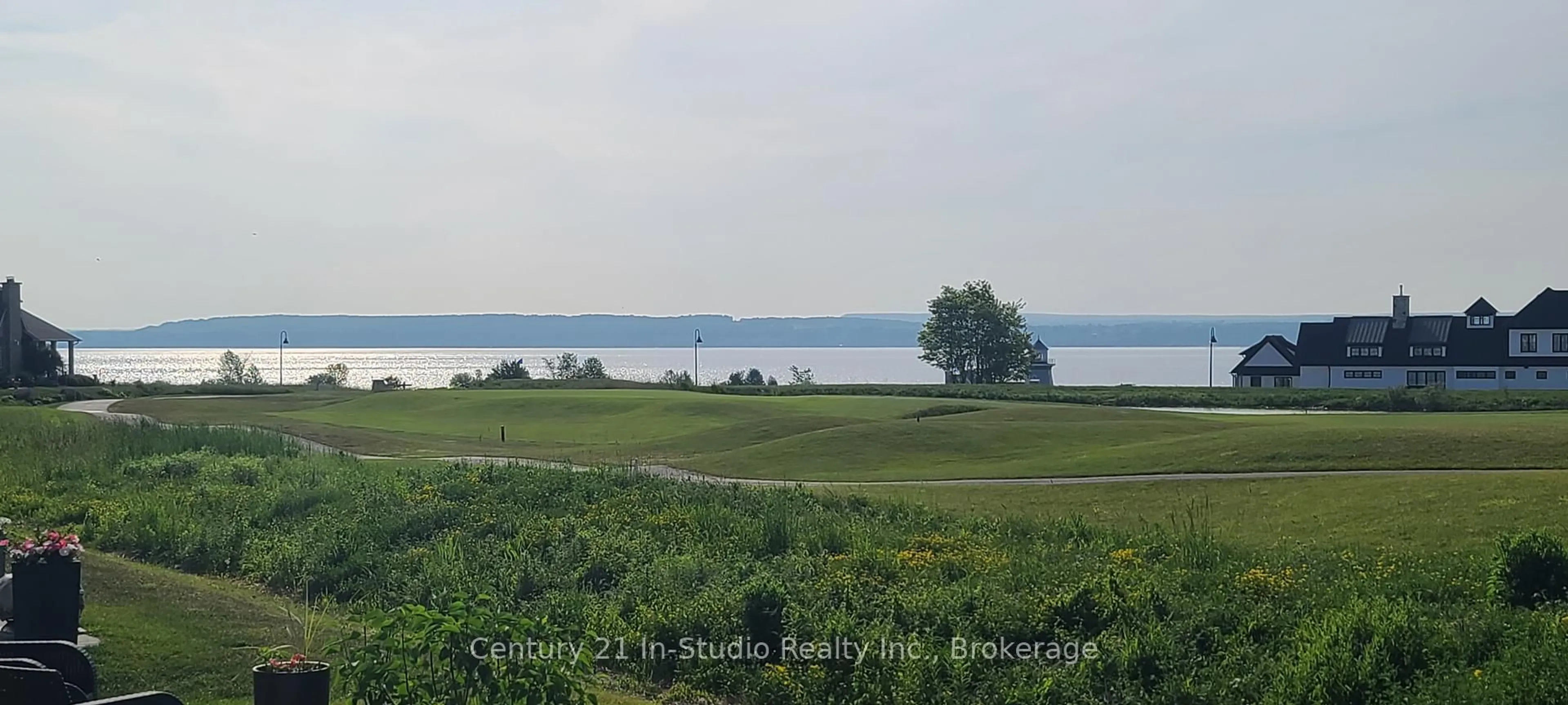 Blurry image for 258 Ironwood Way, Georgian Bluffs Ontario N0H 1S0