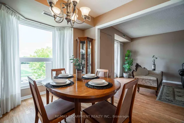 Additional property image - 416 Limeridge Rd Unit 216
