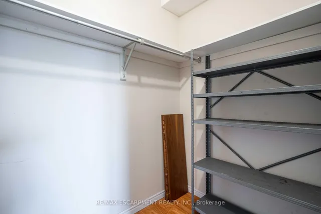 Additional property image - 416 Limeridge Rd Unit 216
