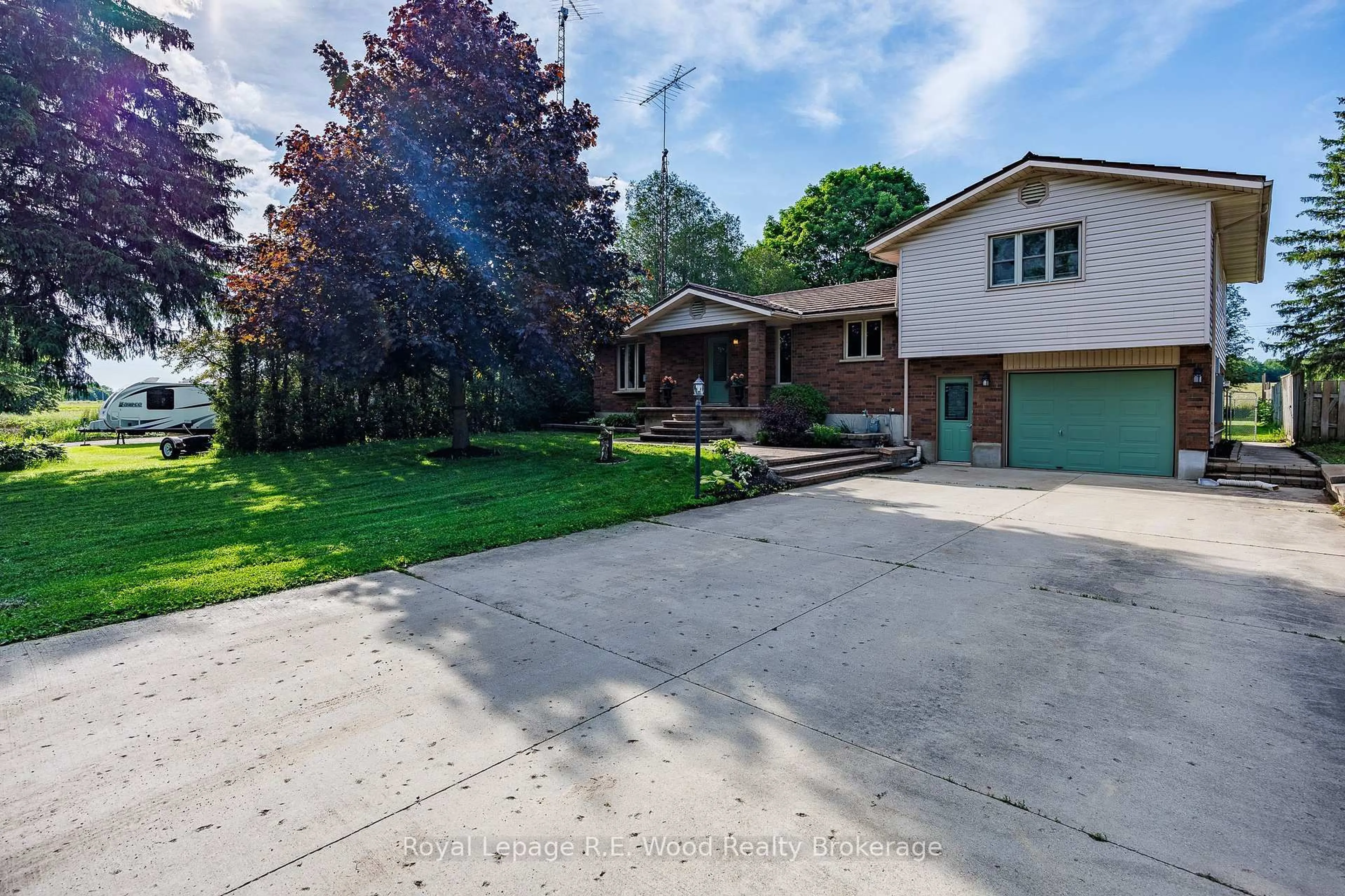 A pic from outside/outdoor area/front of a property/back of a property/a pic from drone, street for 164047 BROWNSVILLE Rd, South-West Oxford Ontario N4G 4G8