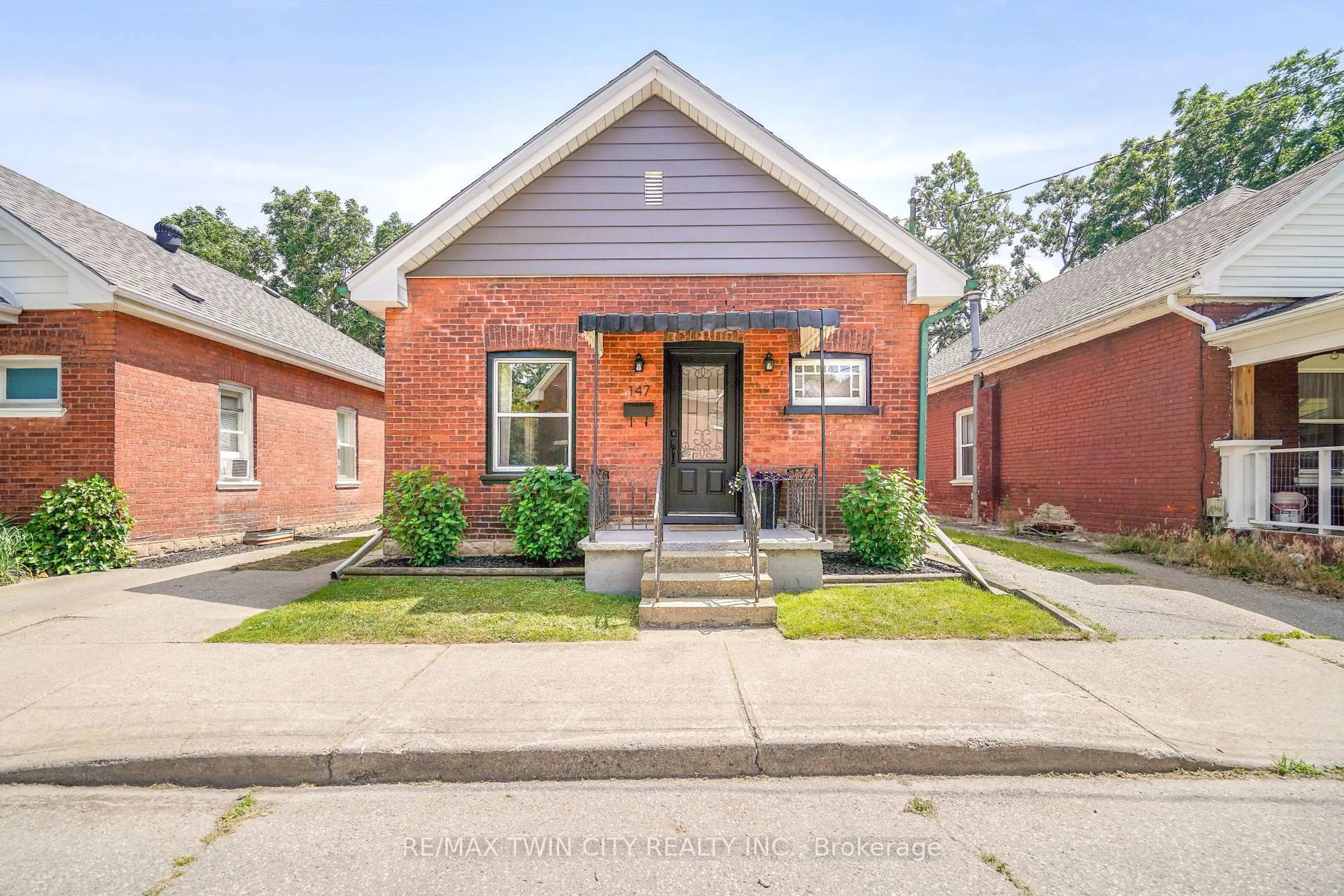 Home with brick exterior material, street for 147 Cayuga St, Brantford Ontario N3S 1X5