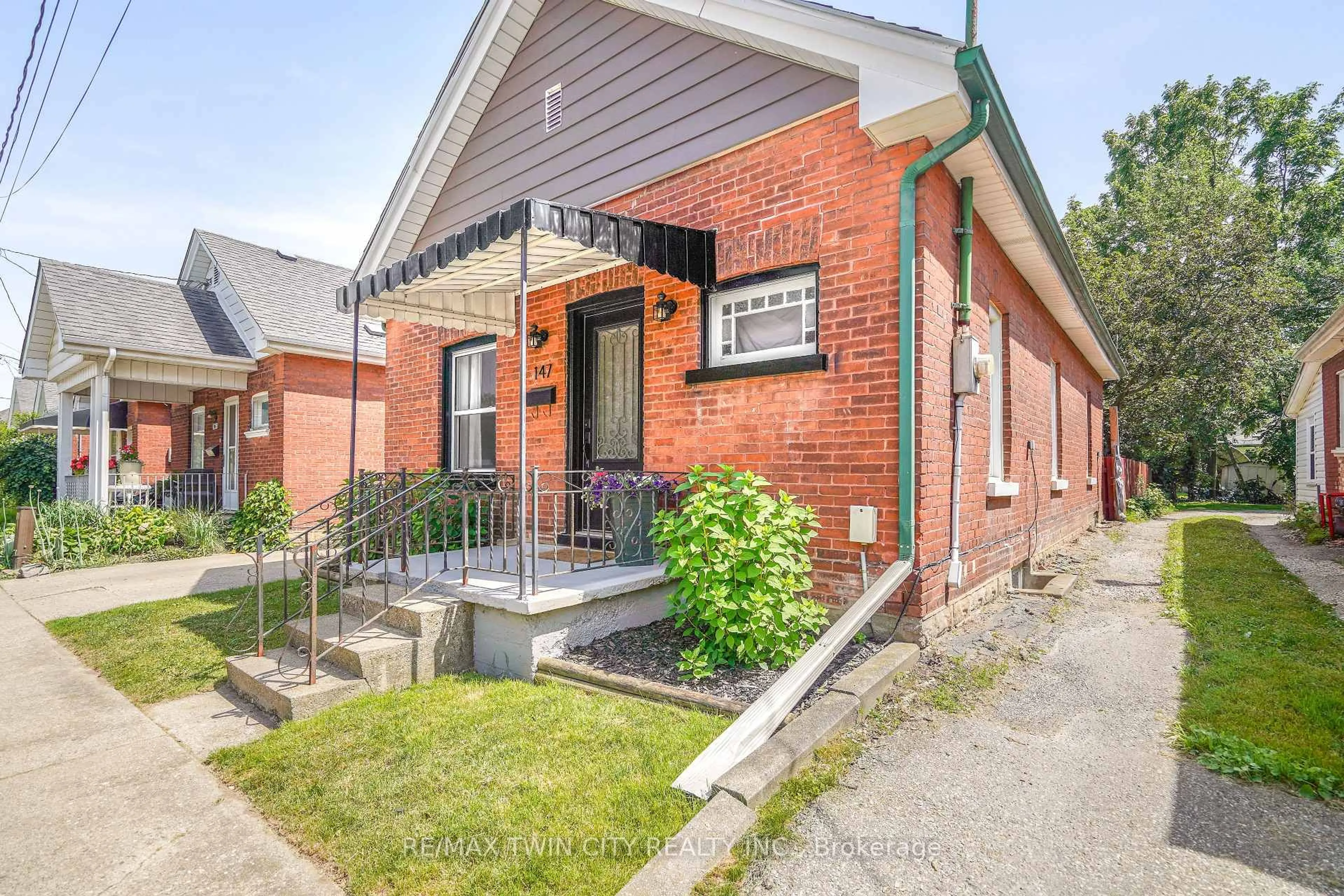 Home with brick exterior material, street for 147 Cayuga St, Brantford Ontario N3S 1X5