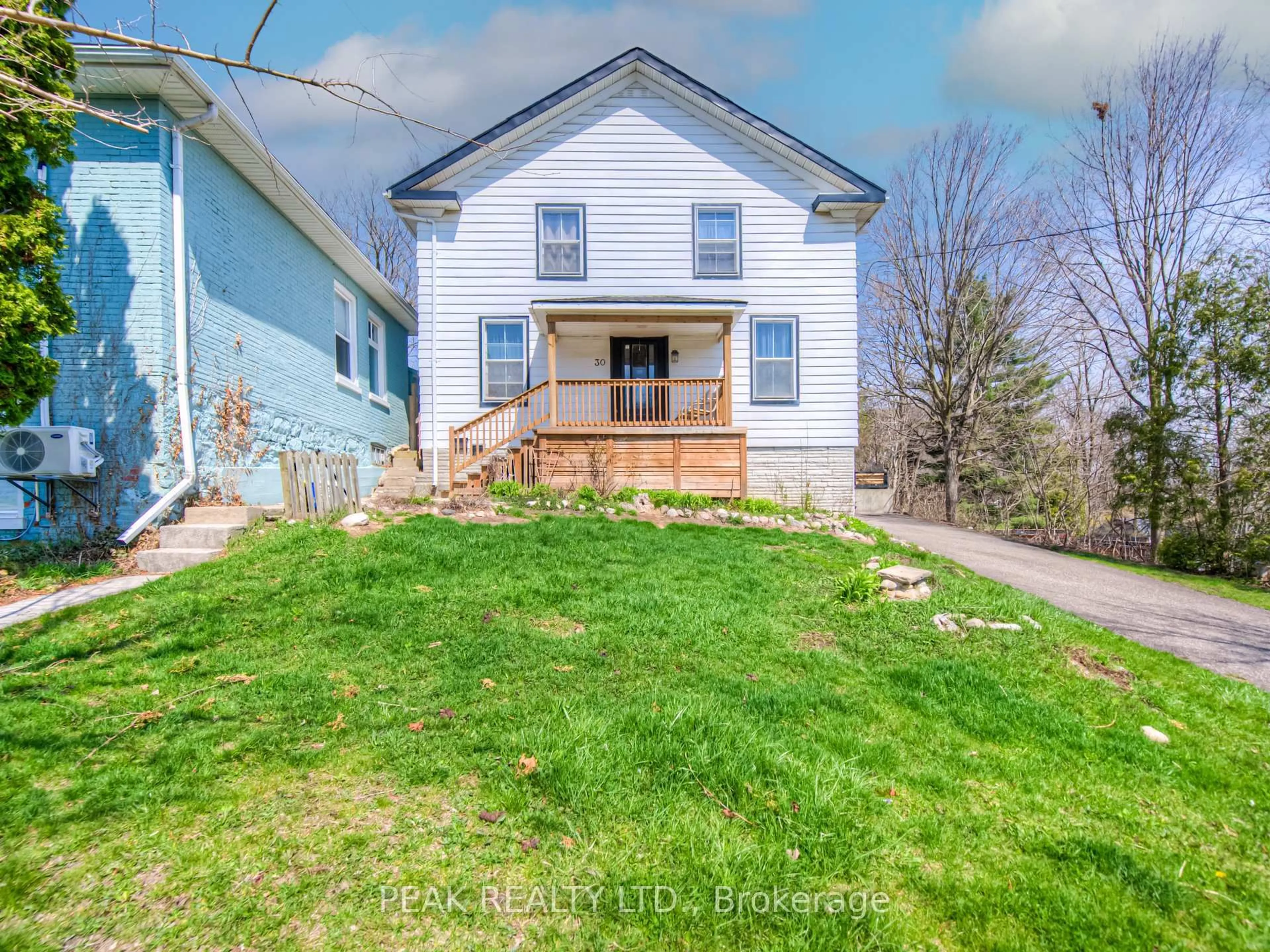 A pic from outside/outdoor area/front of a property/back of a property/a pic from drone, street for 30 Main St, Brant Ontario N3L 1E3