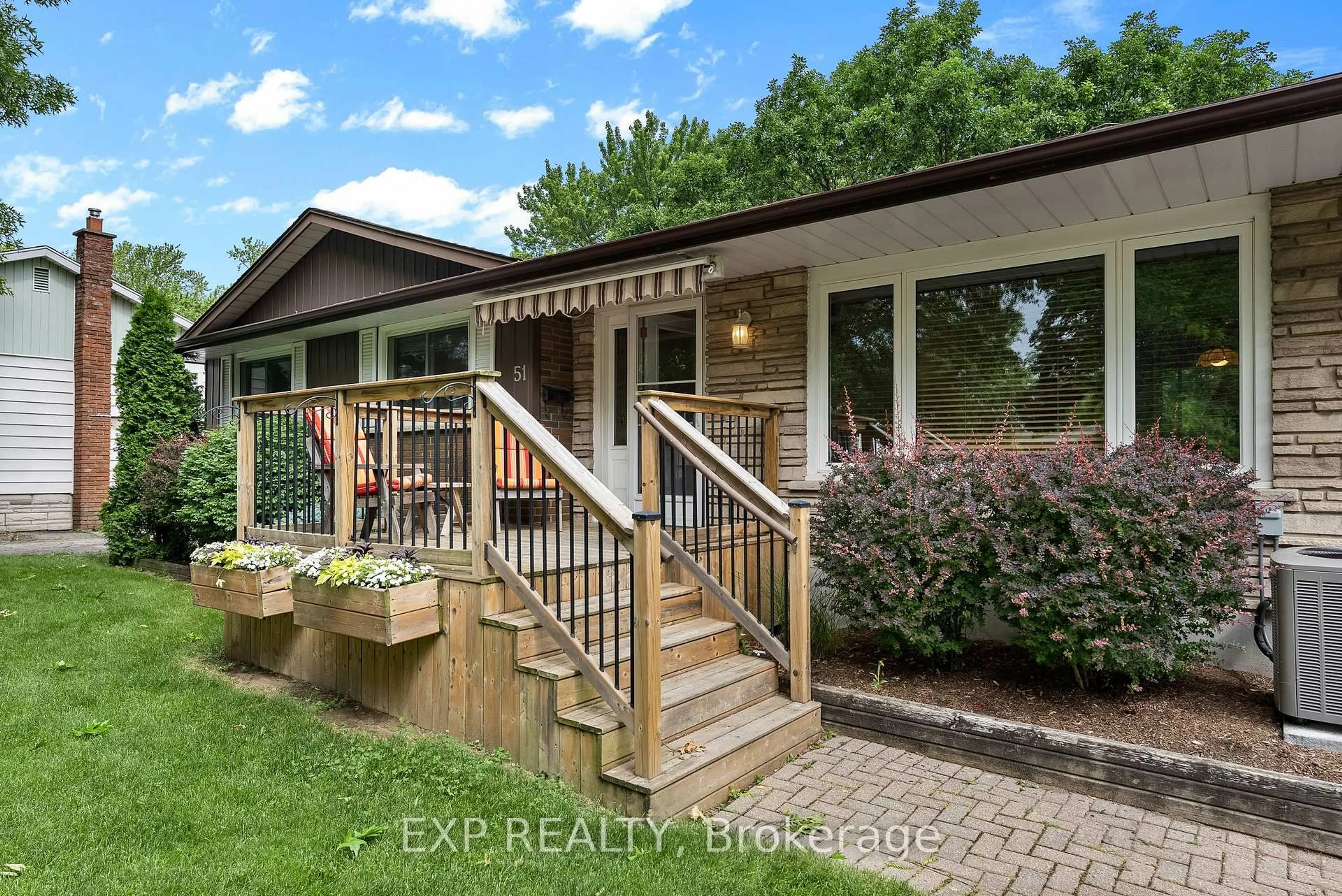 Unknown for 51 Burness Dr, St. Catharines Ontario L2P 1J4