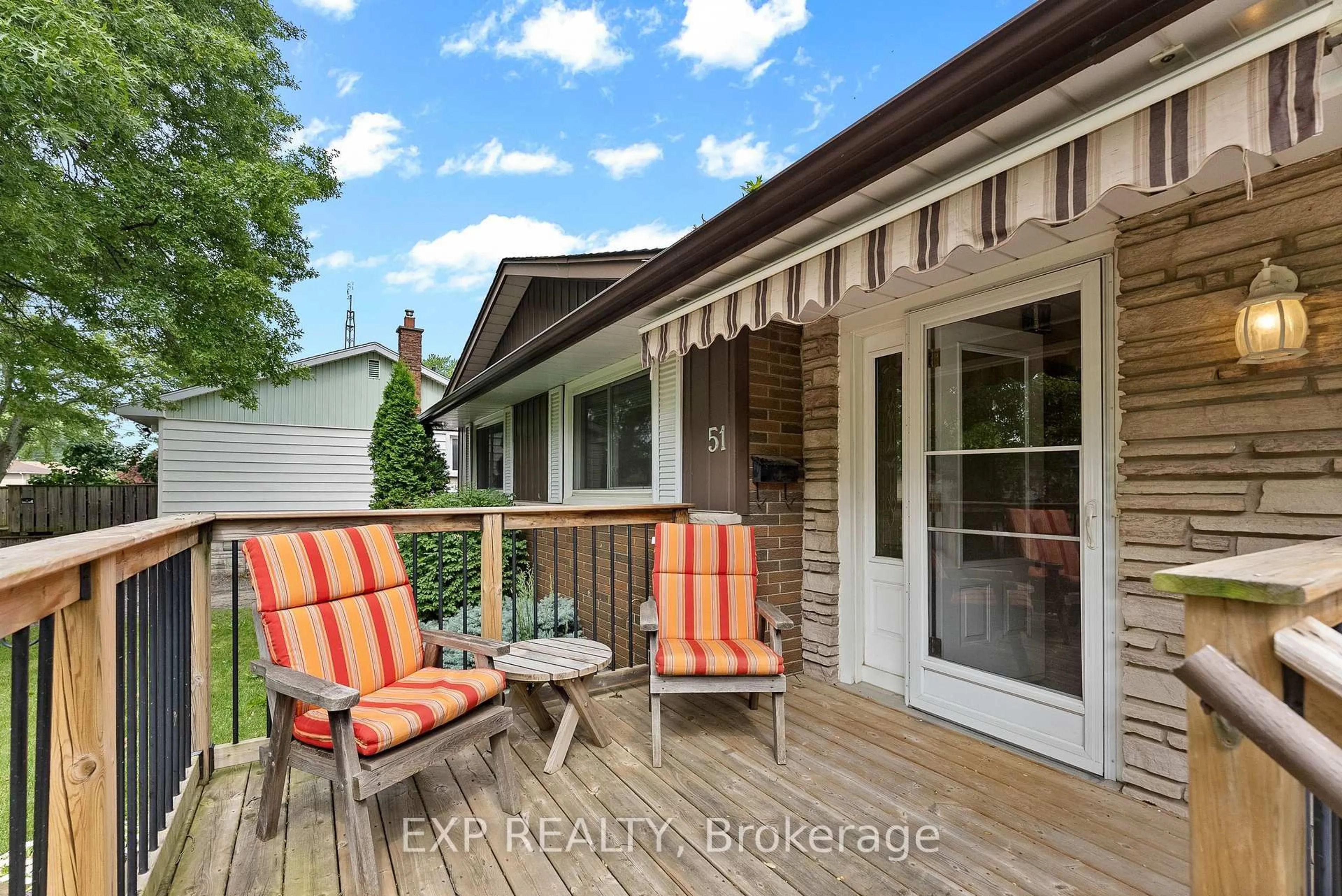 Patio, street for 51 Burness Dr, St. Catharines Ontario L2P 1J4