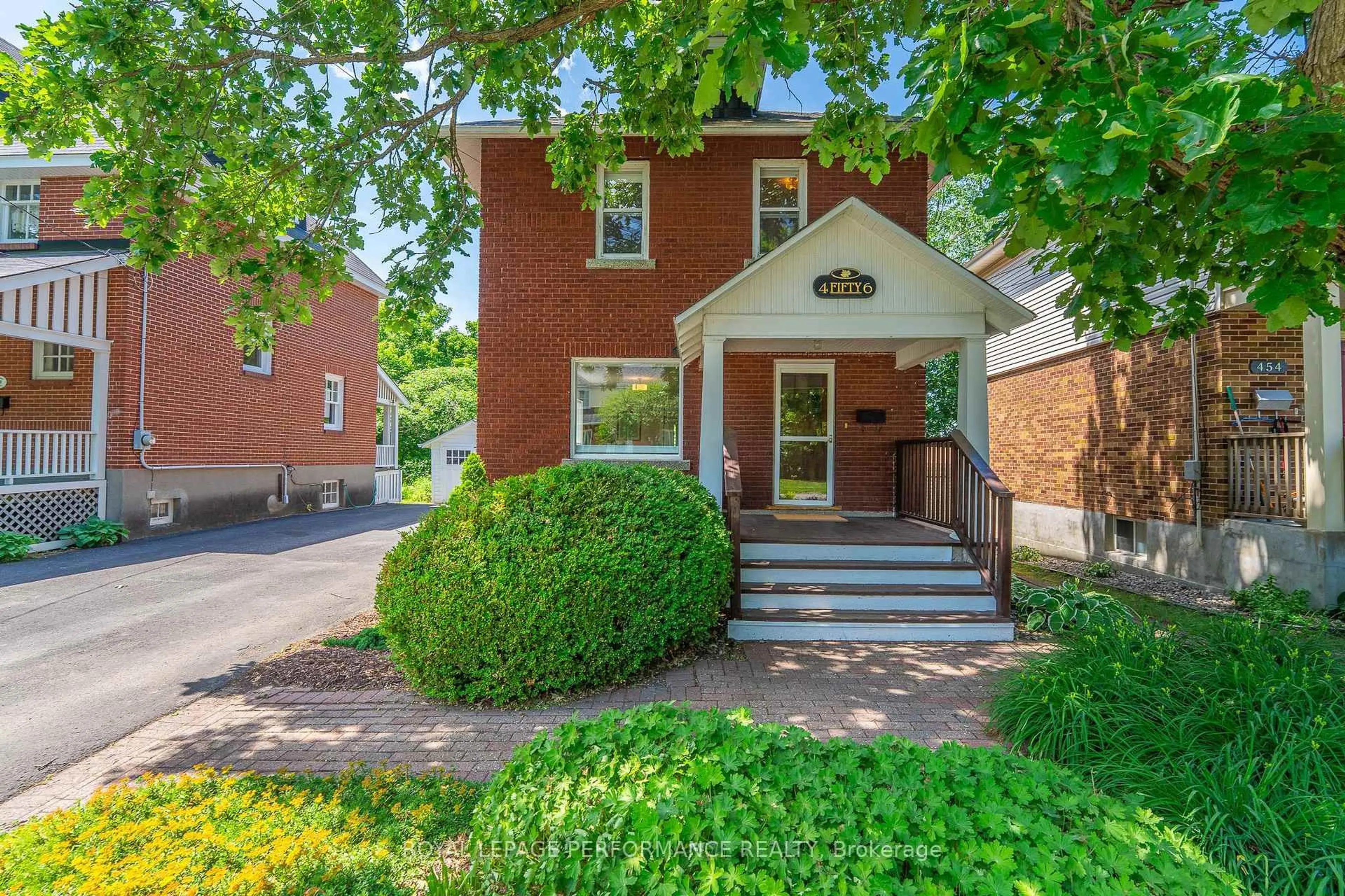 Home with brick exterior material, street for 456 Melbourne Ave, Ottawa Ontario K2A 1W3