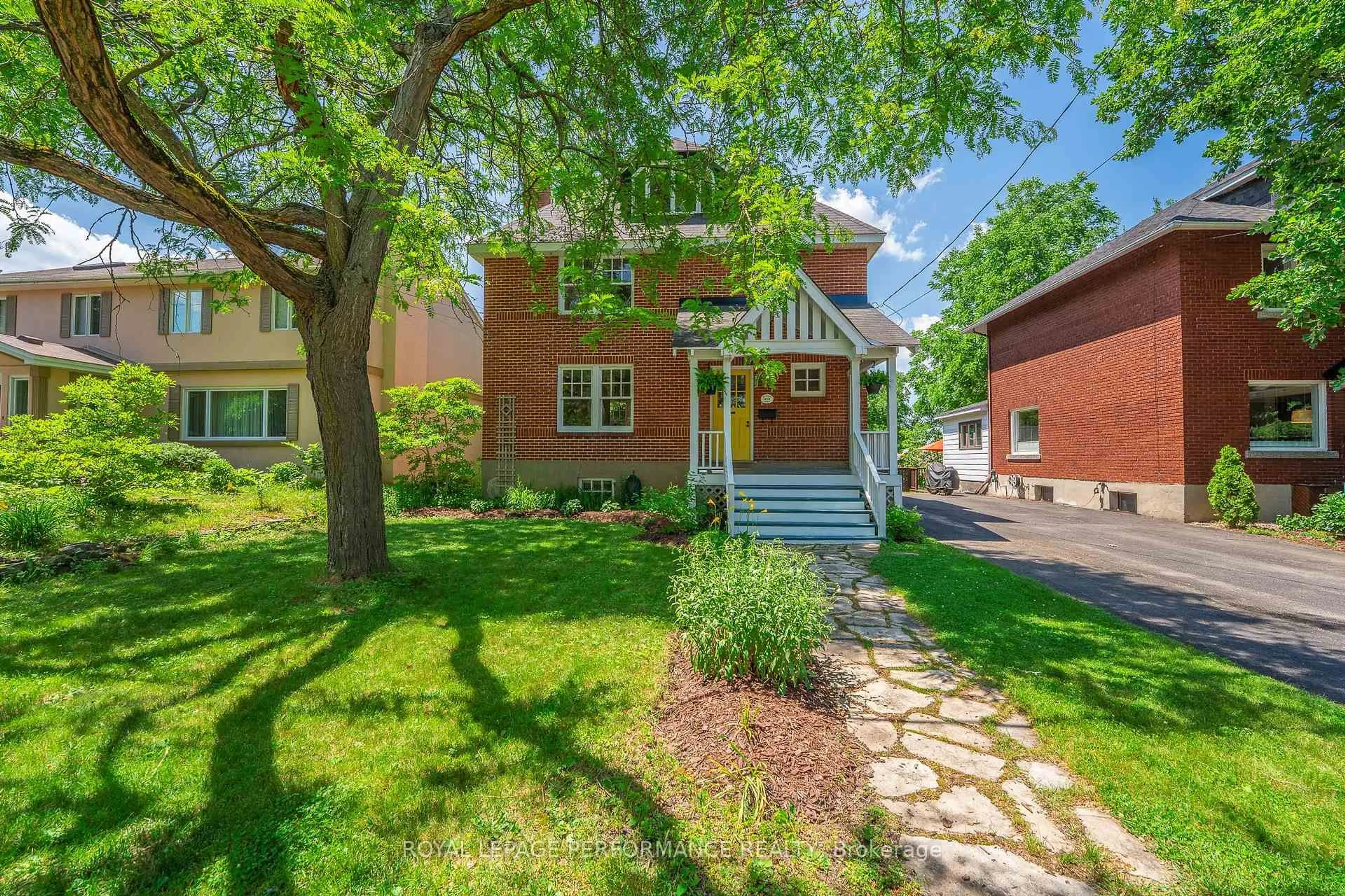 Home with brick exterior material, street for 458 Melbourne Ave, Ottawa Ontario K2A 1W3