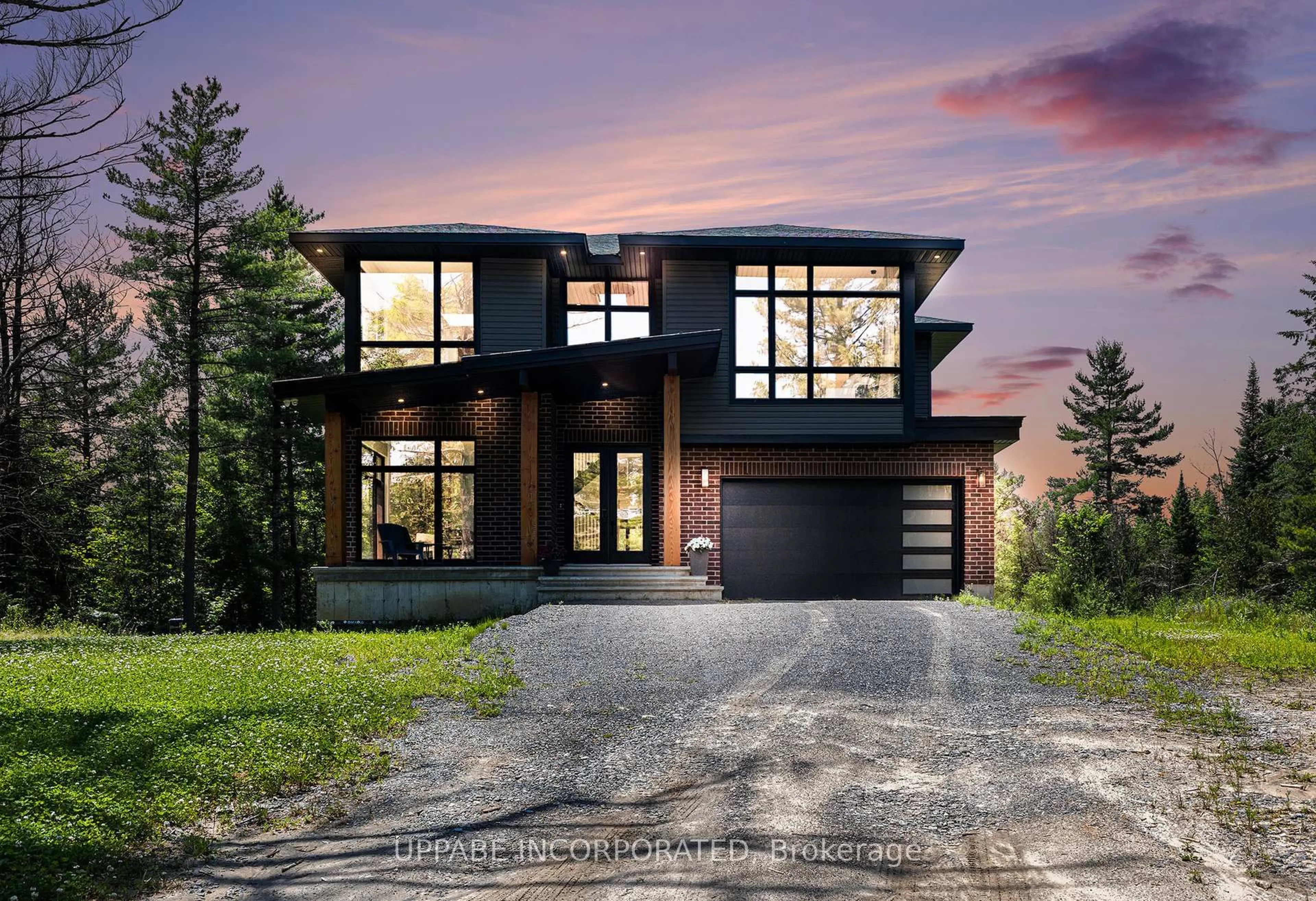 Home with brick exterior material, unknown for 2068 Richmond Rd, Smiths Falls Ontario K7A 4S7