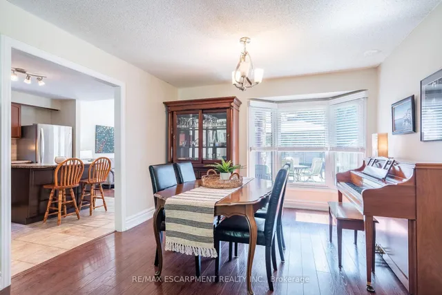 Additional image 29 of 12 Bloomsbury Crt
