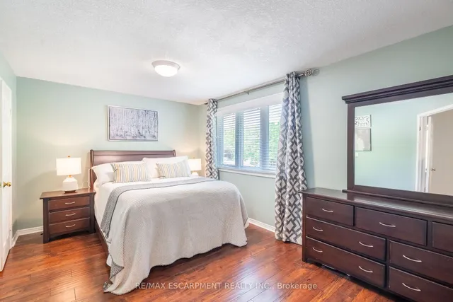 Additional image 16 of 12 Bloomsbury Crt