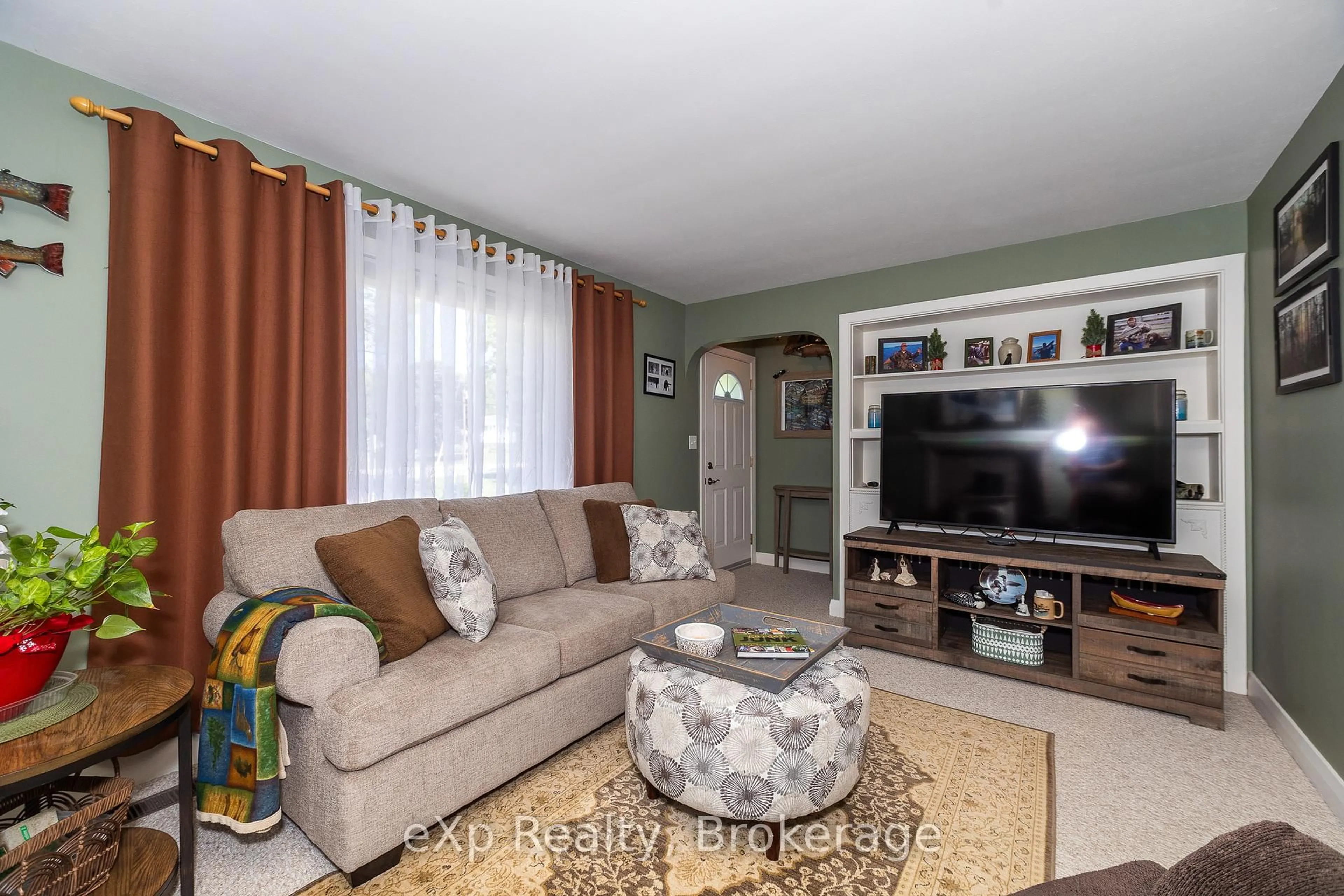 Living room with furniture, unknown for 318827 Grey Road 1, Georgian Bluffs Ontario N4K 5N4