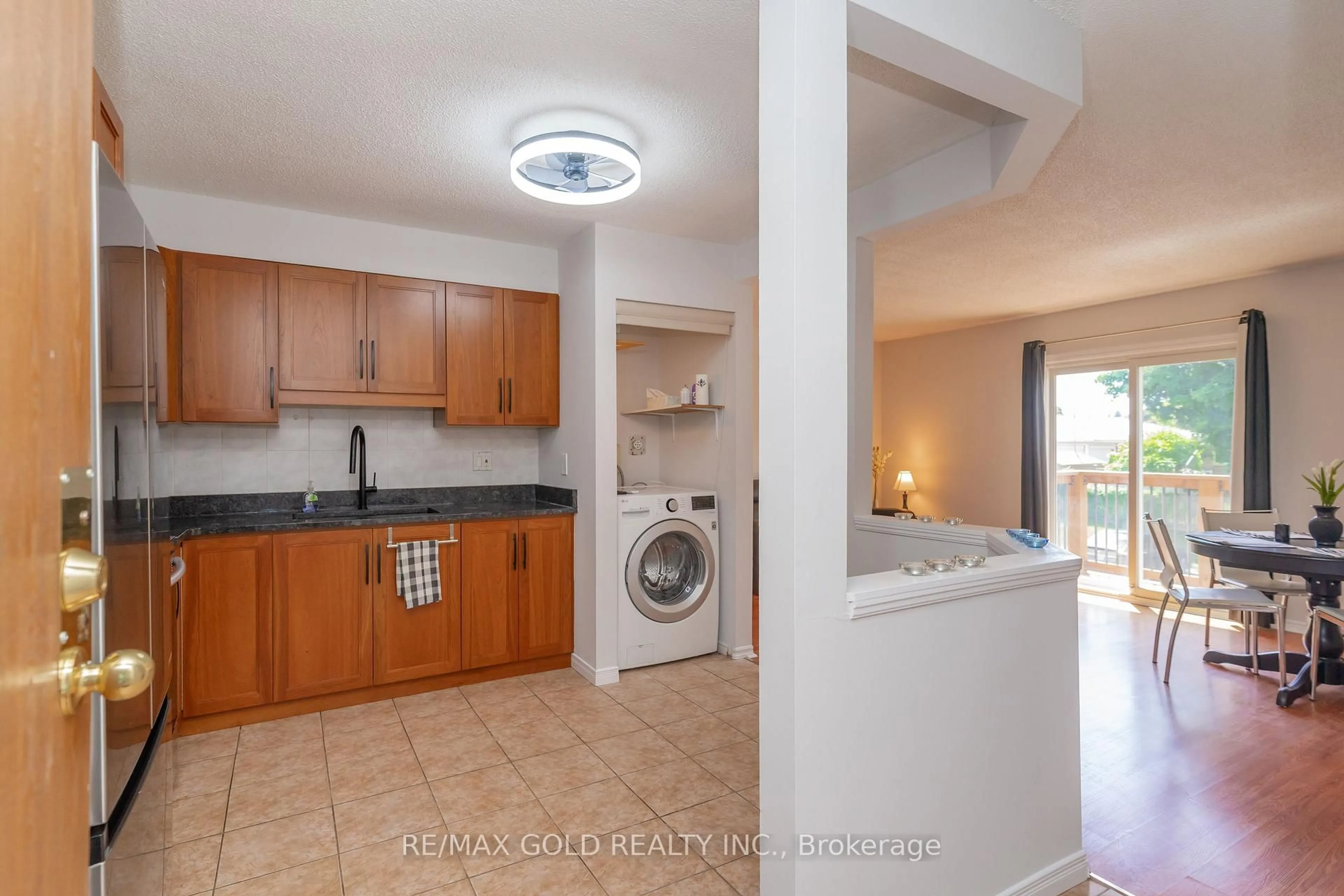 Unknown for 266 Overlea Dr #208, Kitchener Ontario N2M 5N2