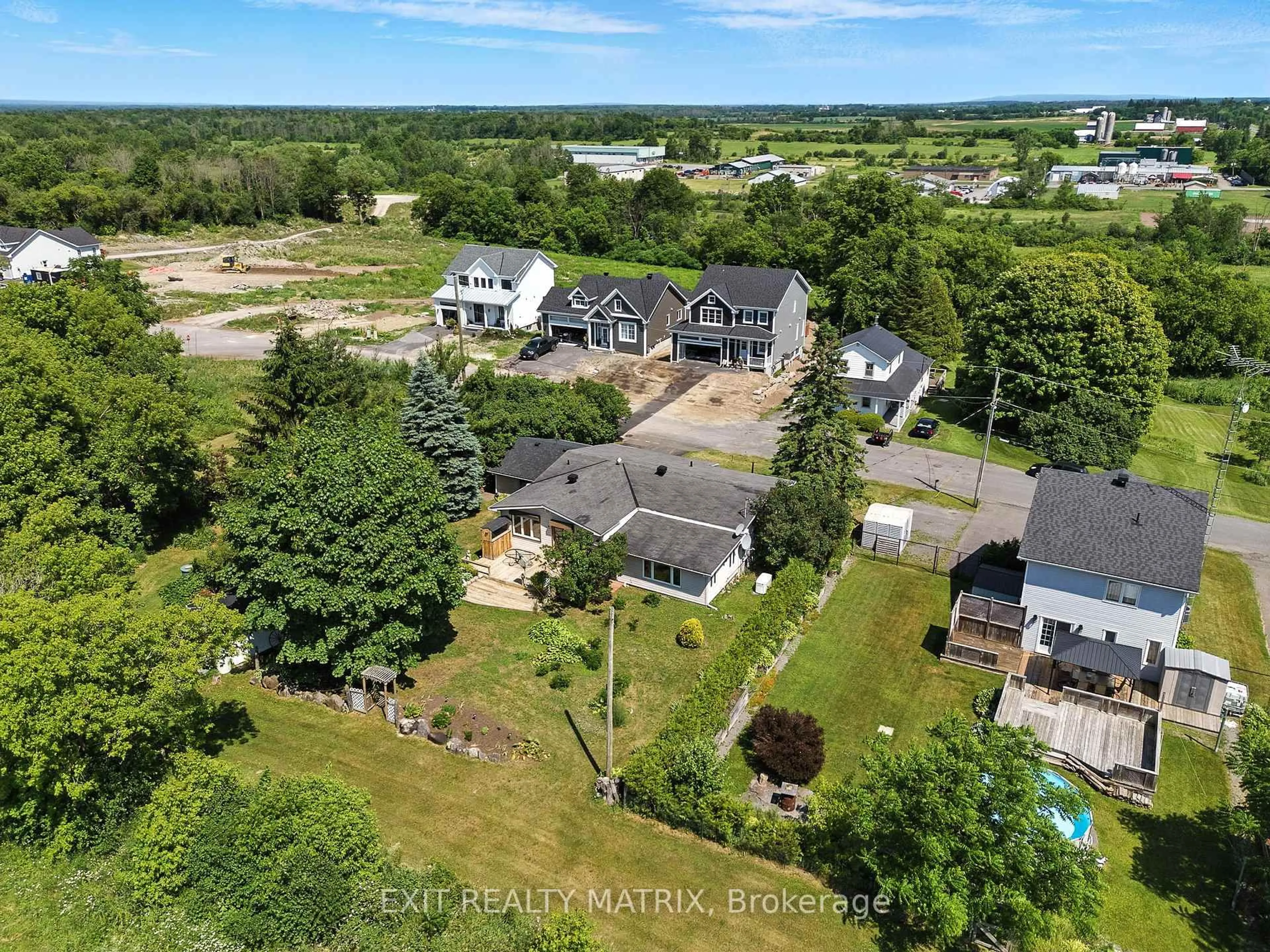 A pic from outside/outdoor area/front of a property/back of a property/a pic from drone, water/lake/river/ocean view for 26 Farmers Ave, Champlain Ontario K0B 1R0