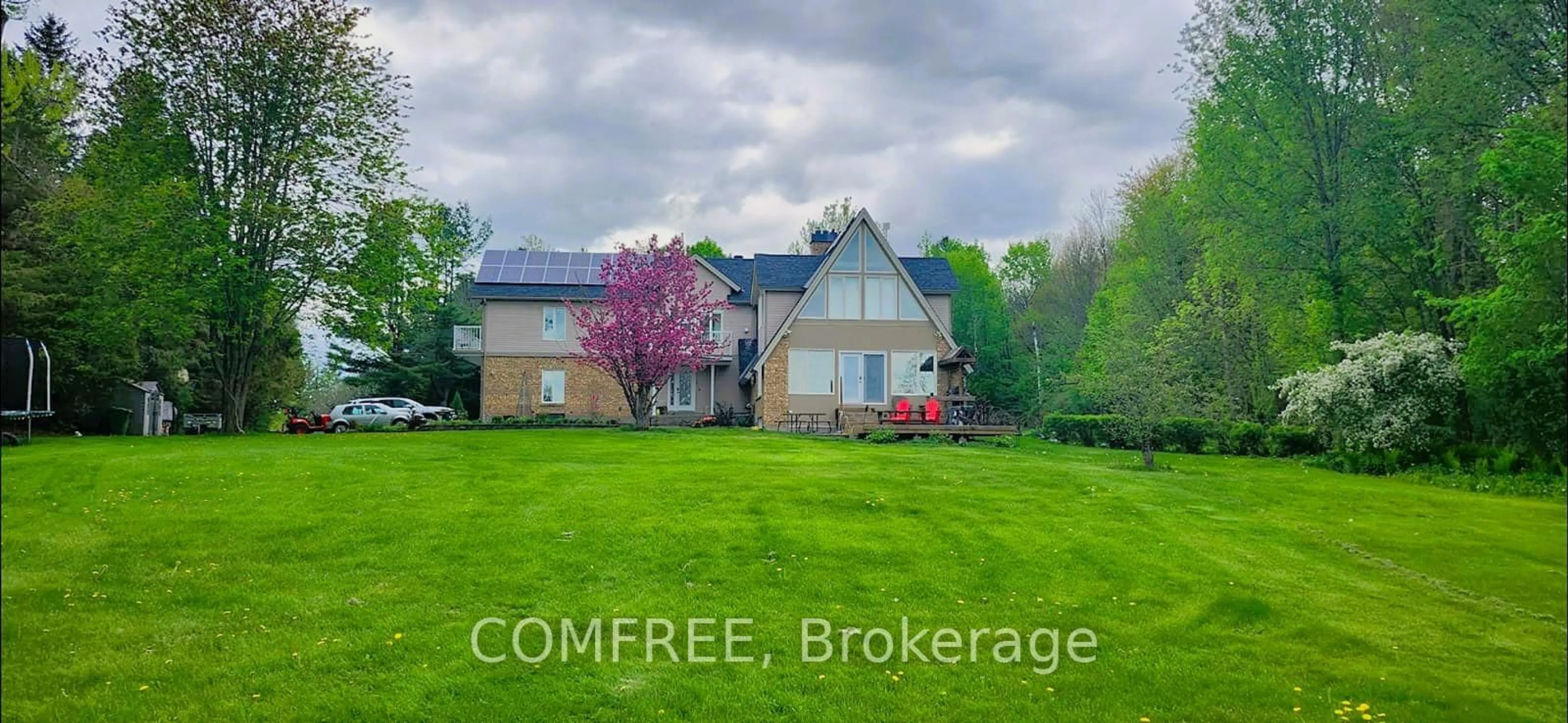 A pic from outside/outdoor area/front of a property/back of a property/a pic from drone, unknown for 7769 Merlyn Wilson Rd, Kemptville Ontario K0G 1J0